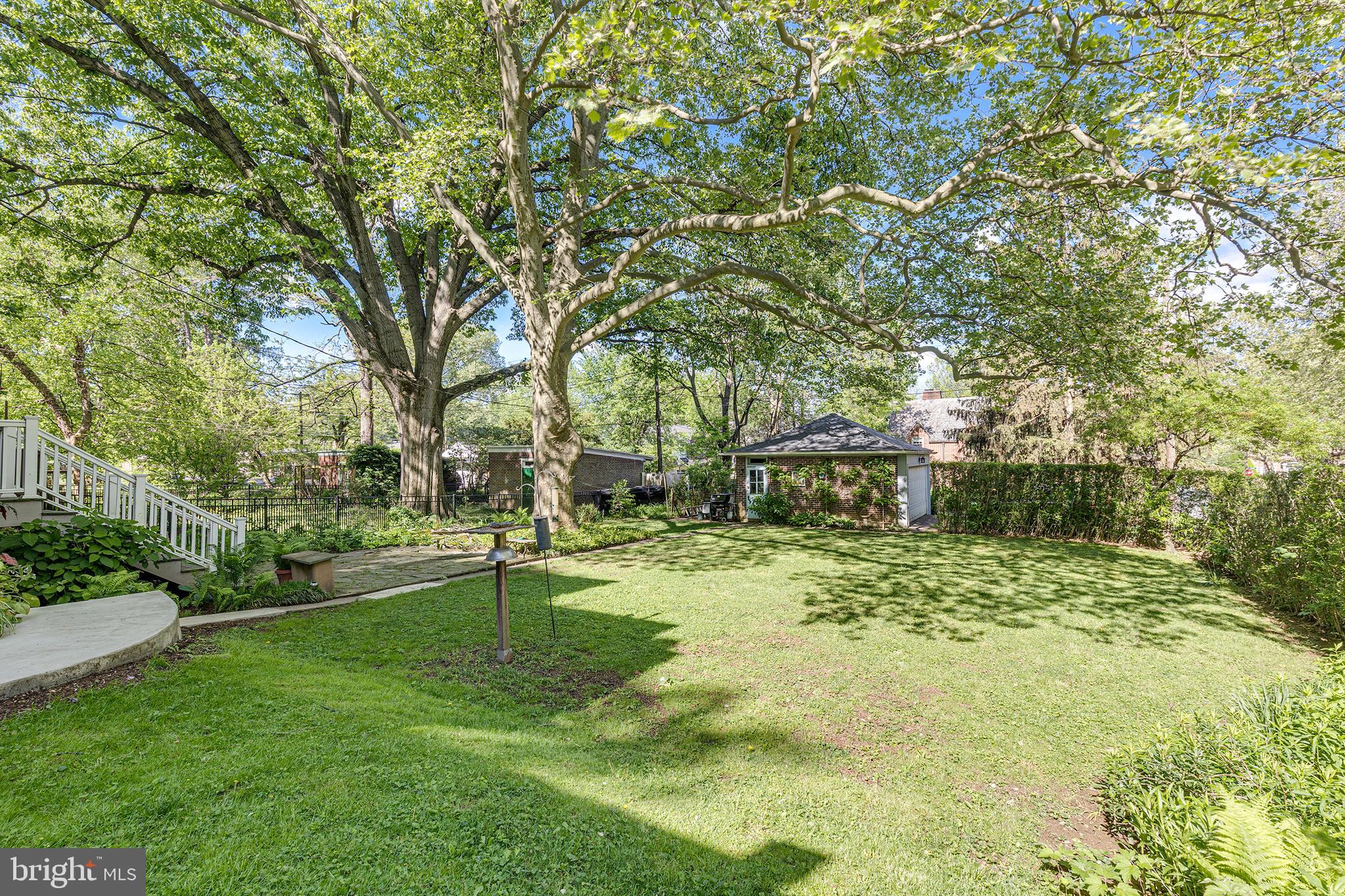 SCHOOL LANE HILLS - Residential