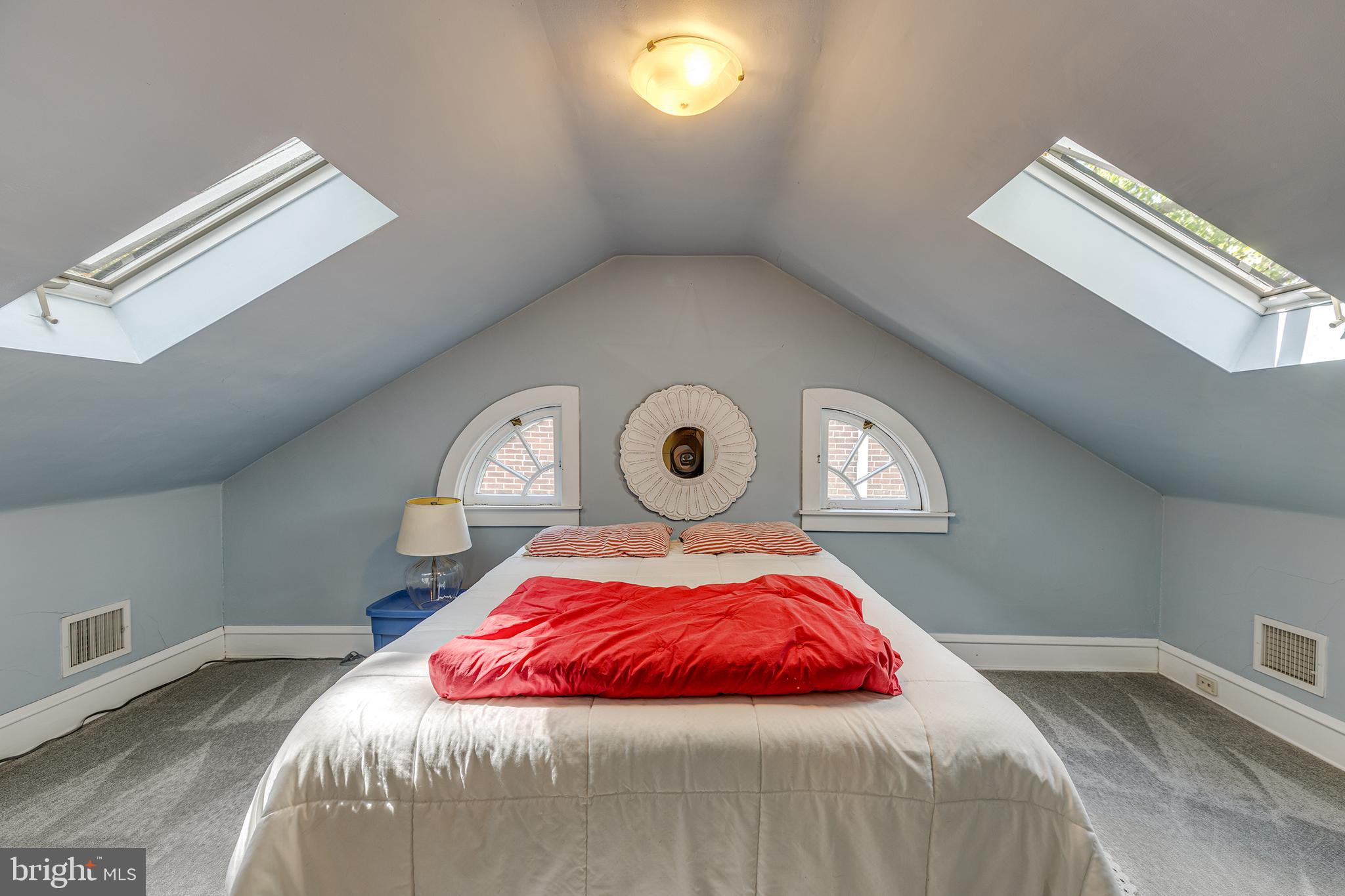 SCHOOL LANE HILLS - Residential
