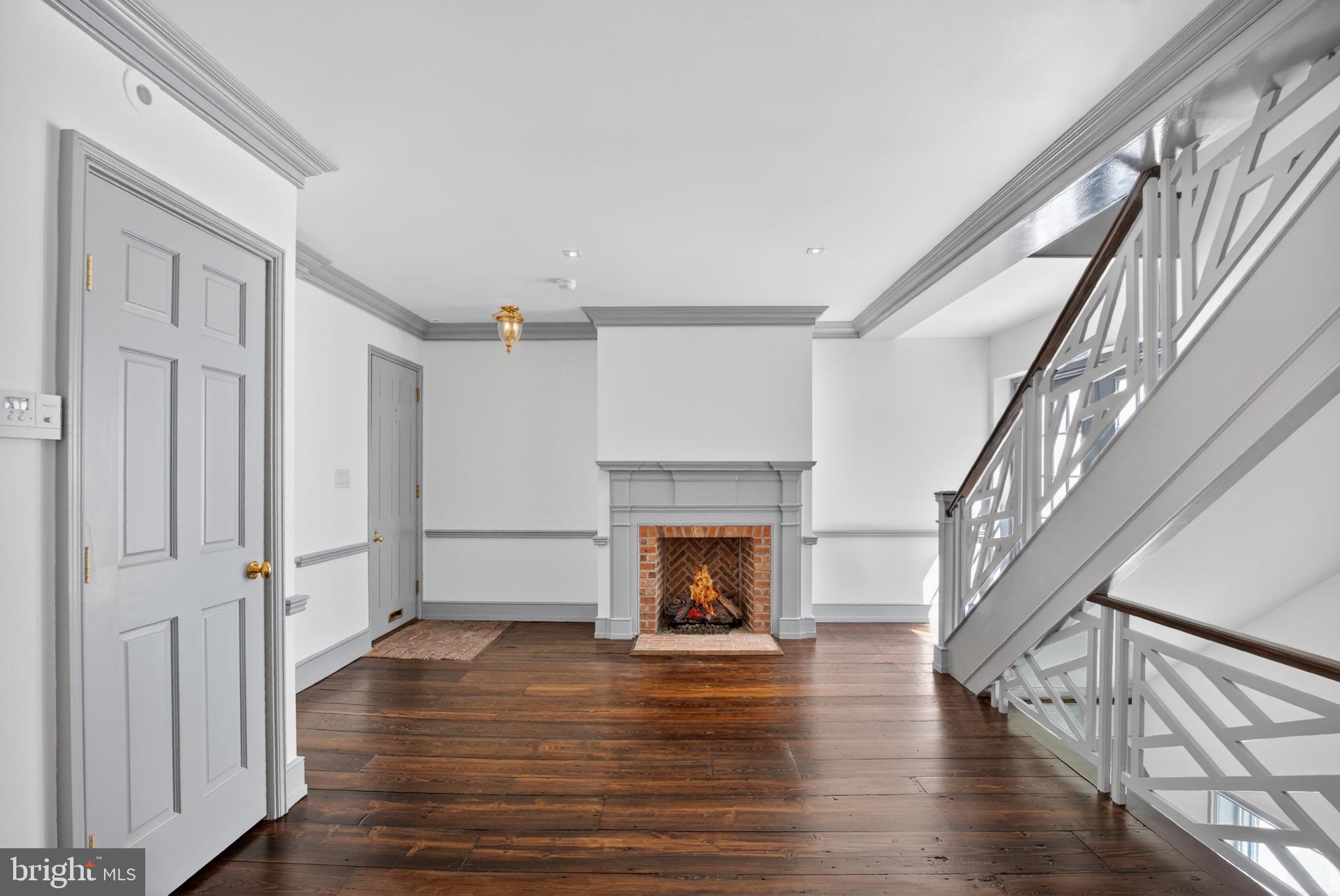 SOCIETY HILL - Residential