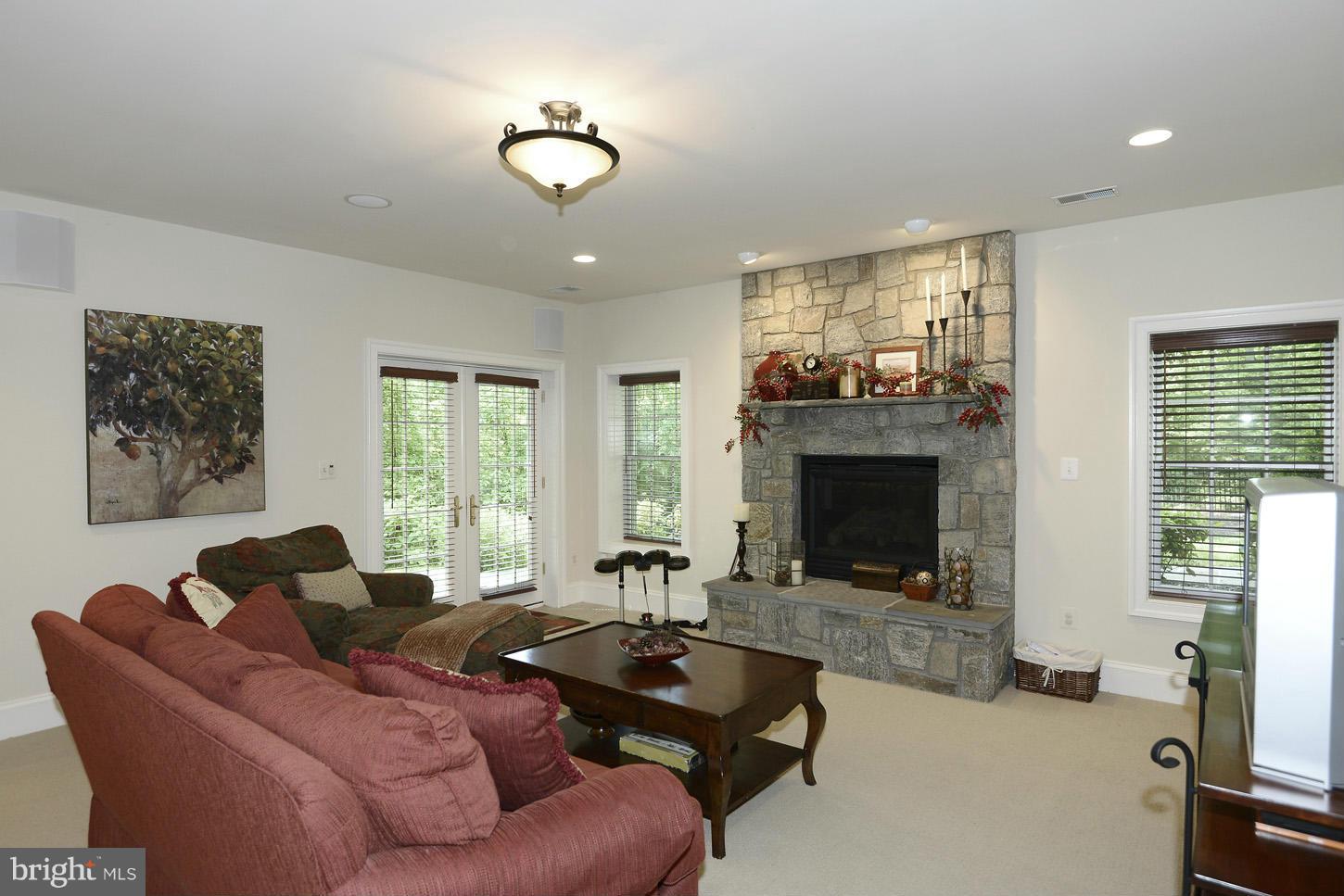 FRANKLIN PARK - Residential