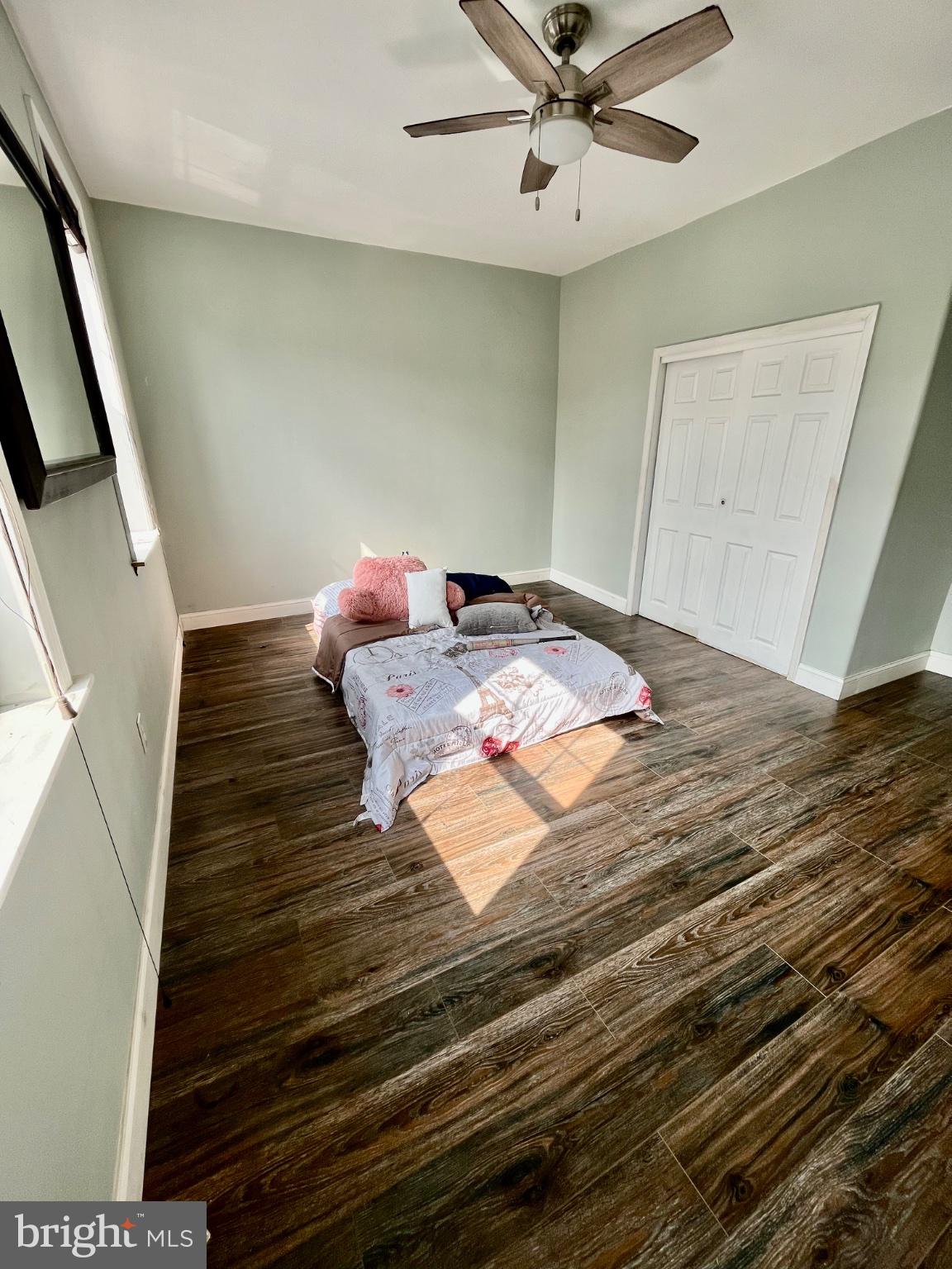 POINT BREEZE - Residential