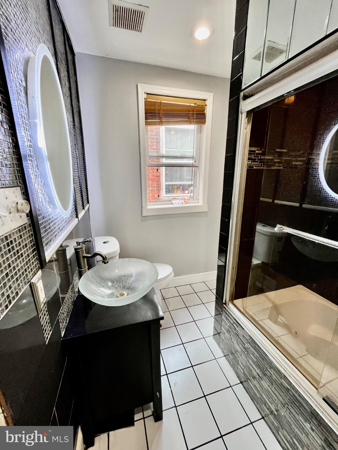POINT BREEZE - Residential