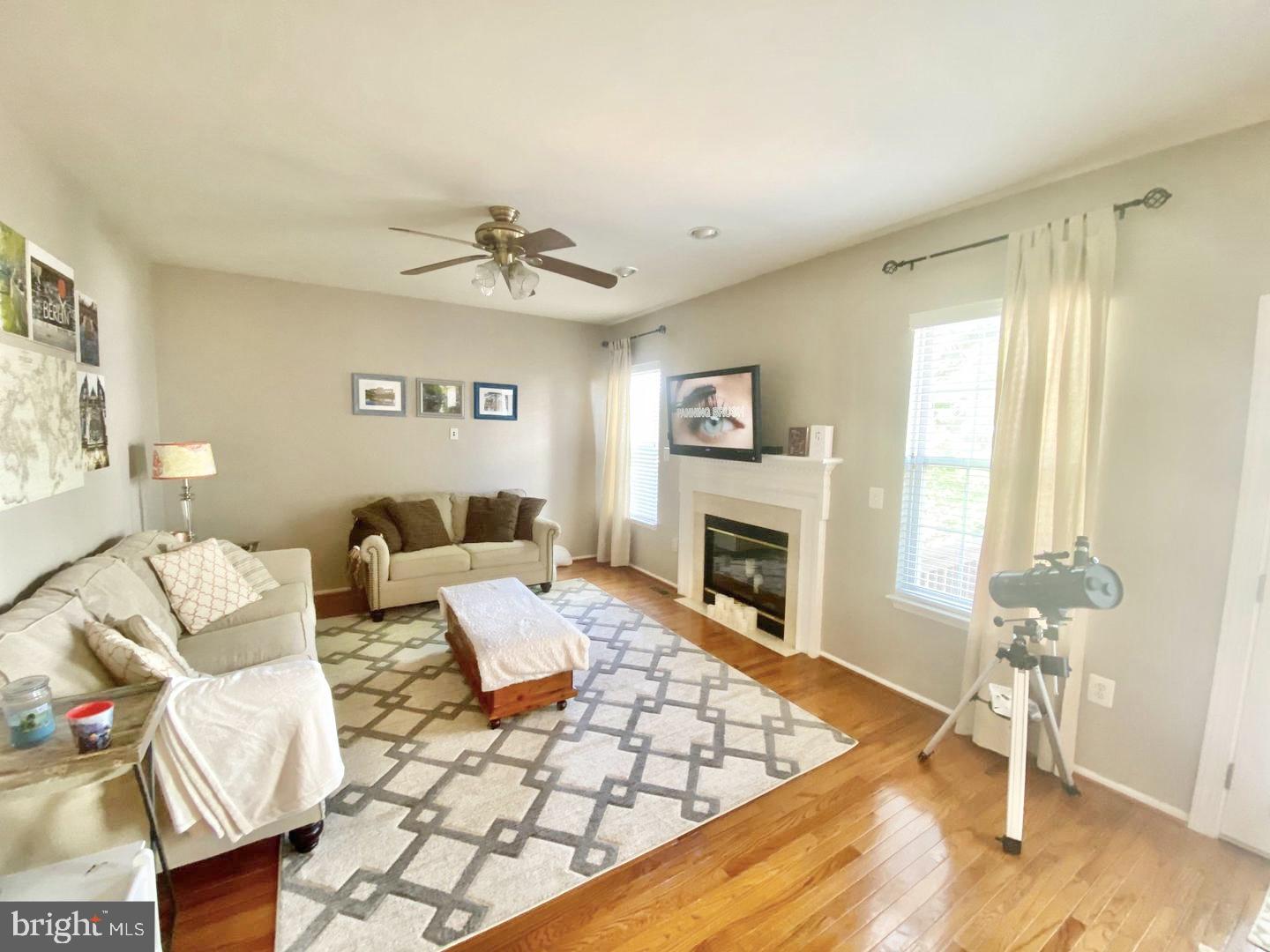 APPLE GROVE - Residential