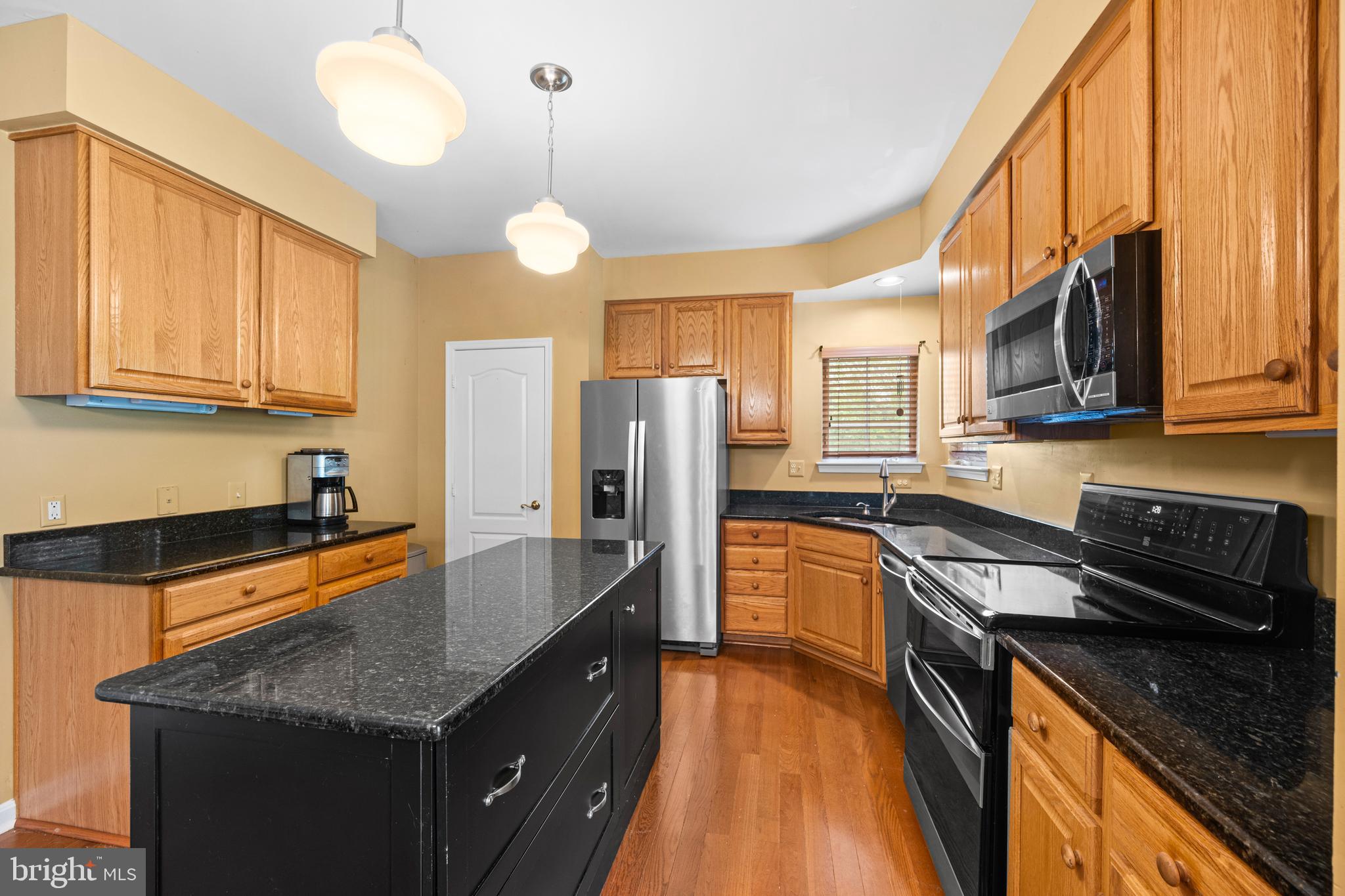 SAMHILL ESTATES - Residential