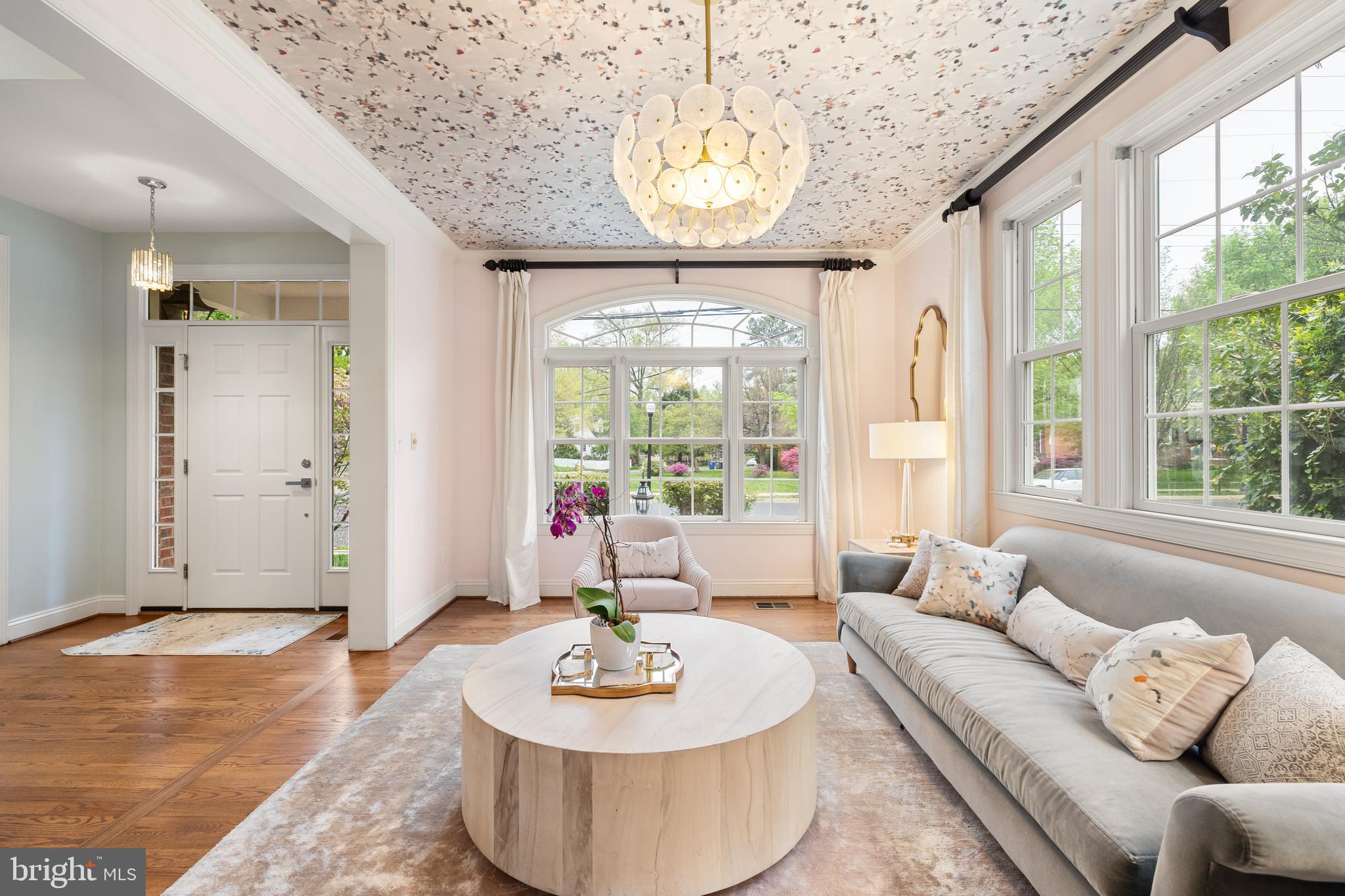 OVER LEE KNOLLS - Residential