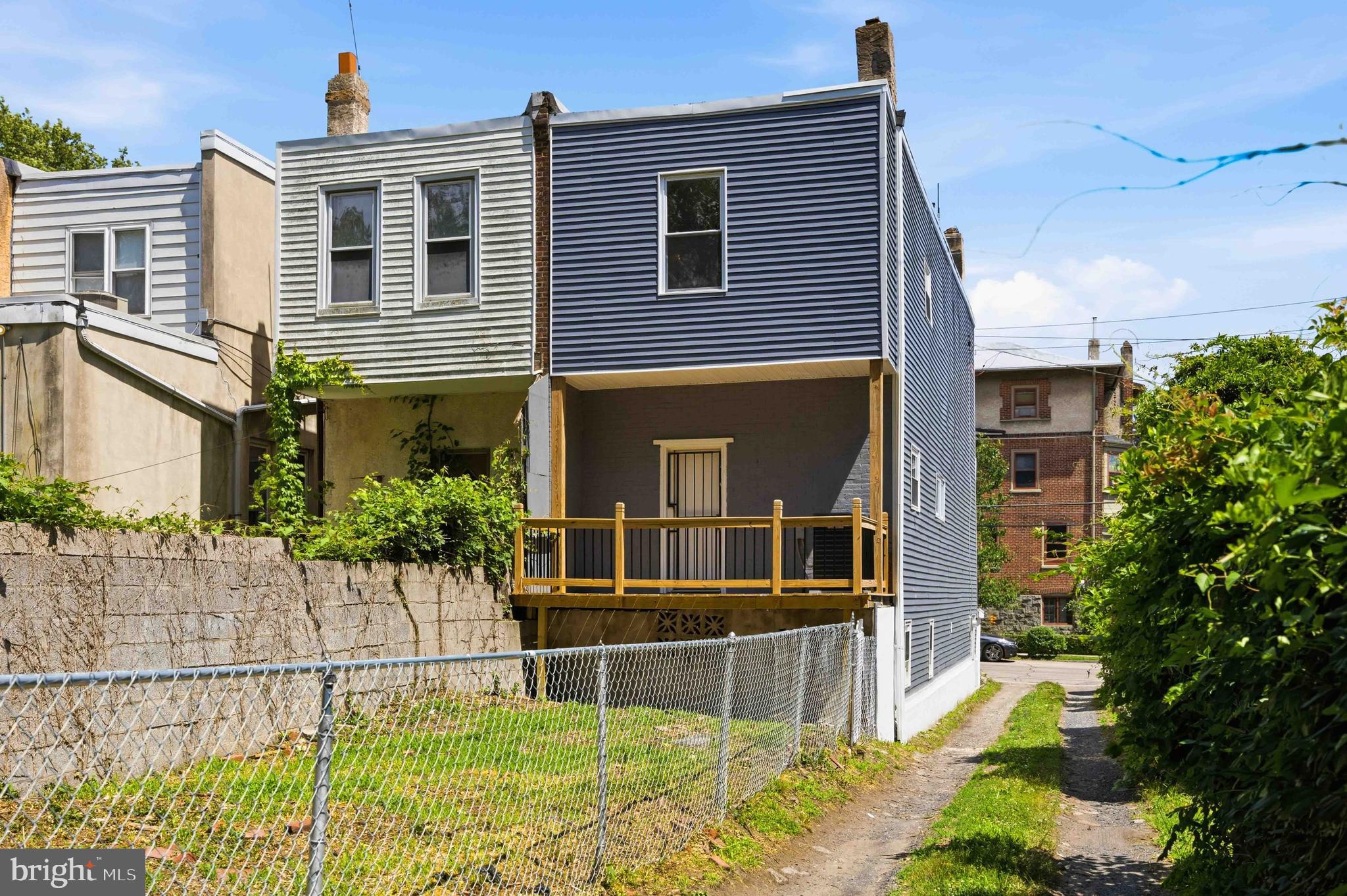 GERMANTOWN (WEST) - Residential