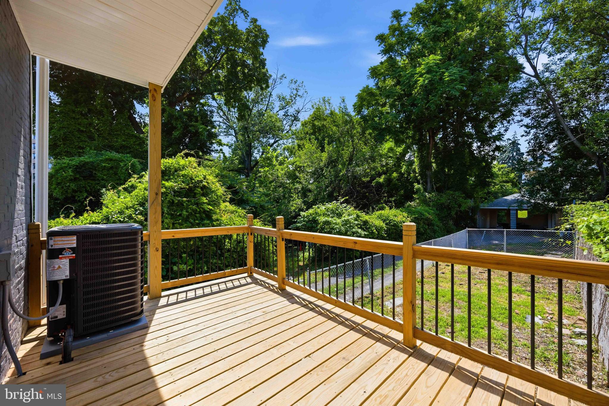 GERMANTOWN (WEST) - Residential