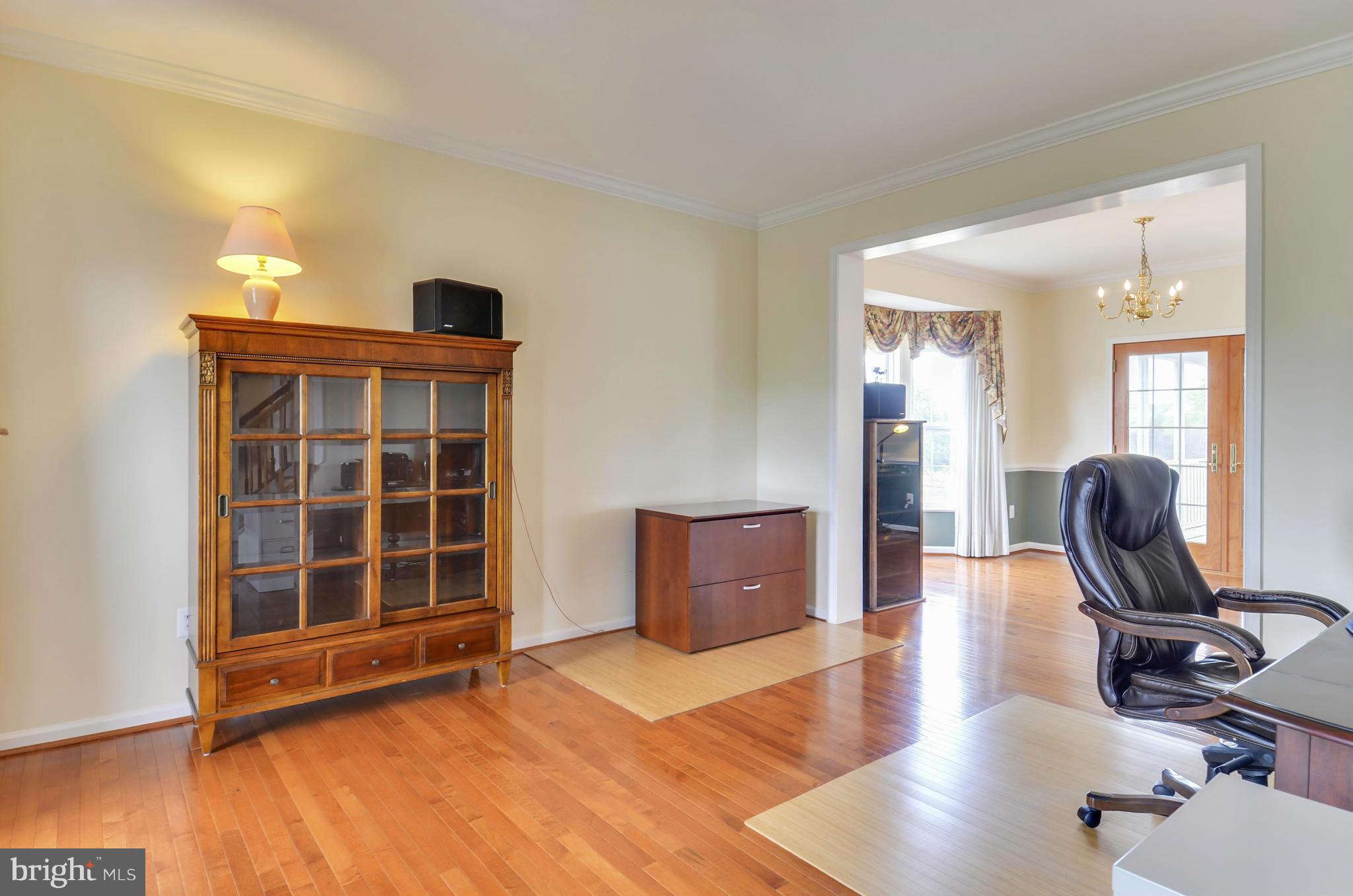 HUNTERS RUN - Residential
