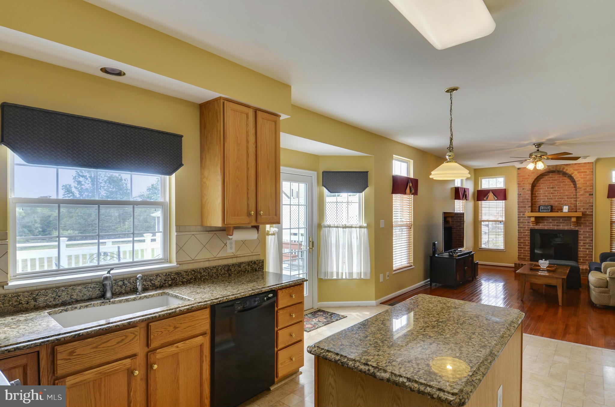HUNTERS RUN - Residential
