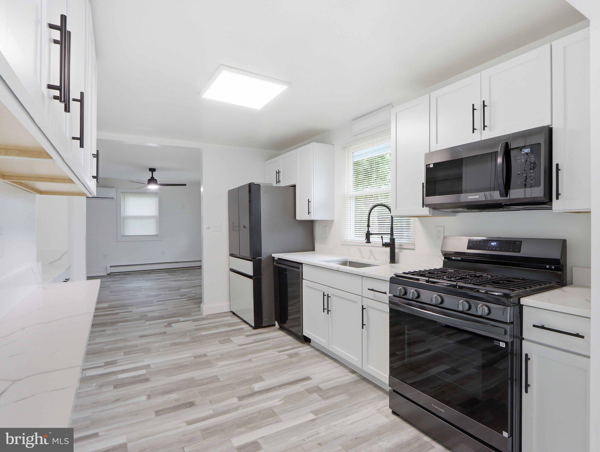 FERNDALE - Residential