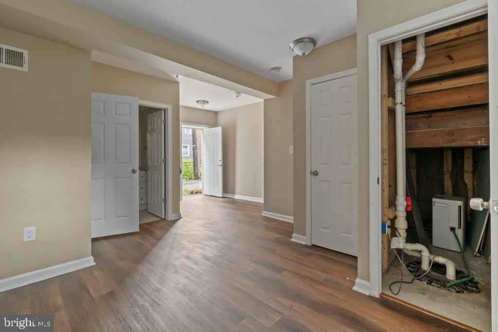 RESERVOIR HILL - Commercial Sale