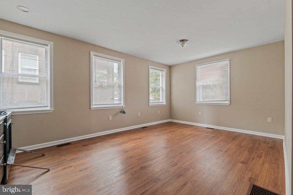 RESERVOIR HILL - Commercial Sale