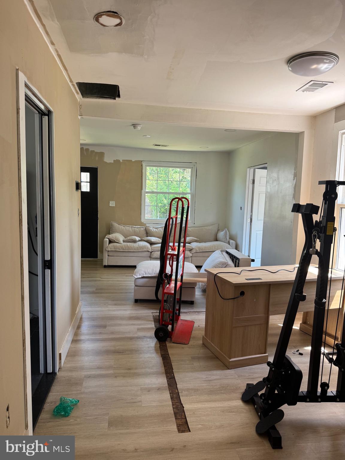 BRENTWOOD - Residential