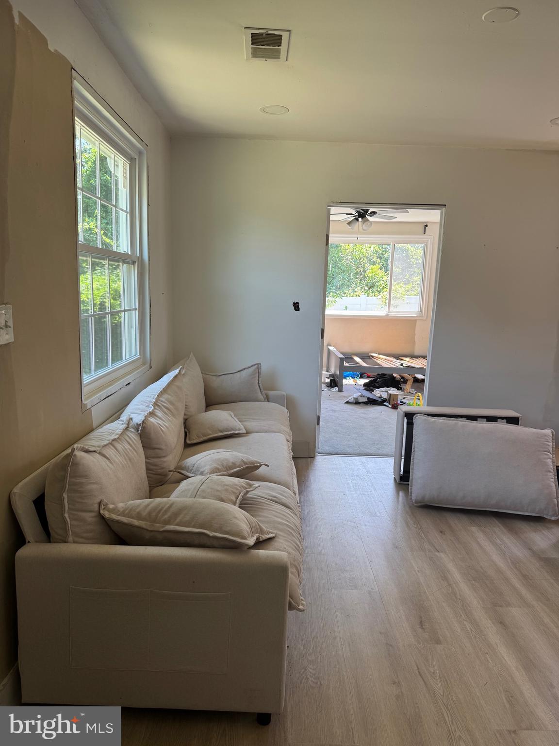 BRENTWOOD - Residential