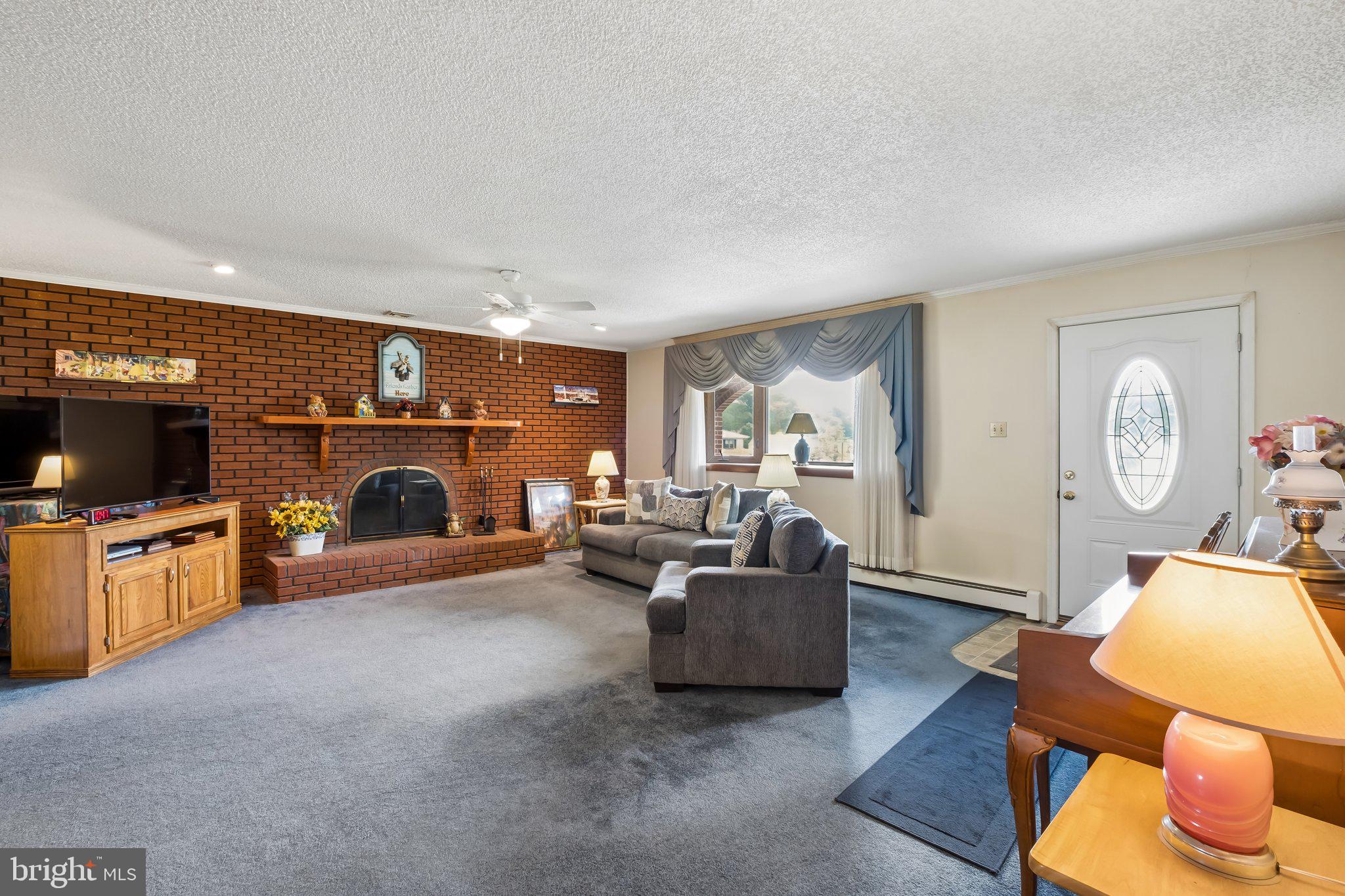 BELMONT HILLS - Residential