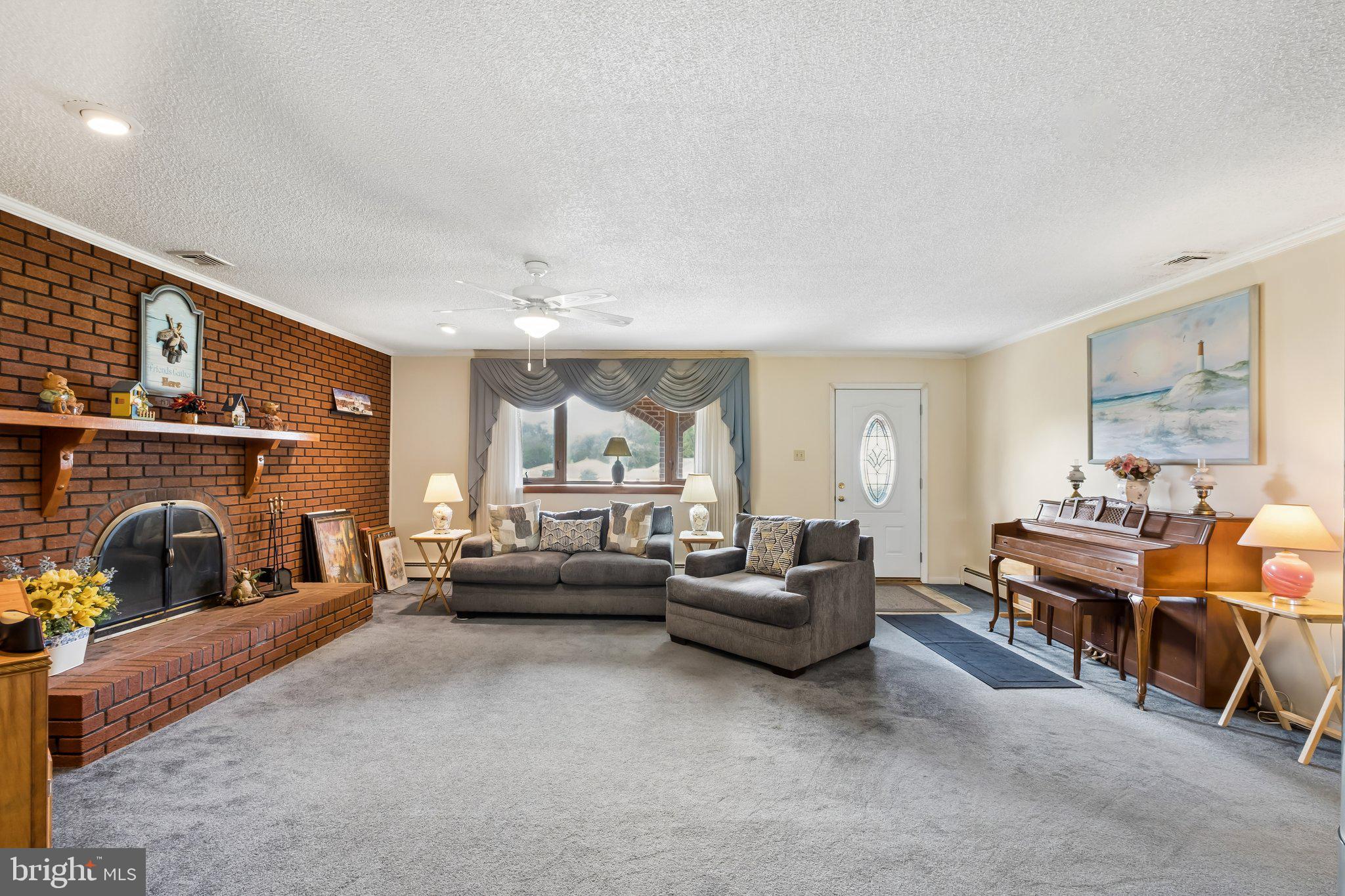 BELMONT HILLS - Residential