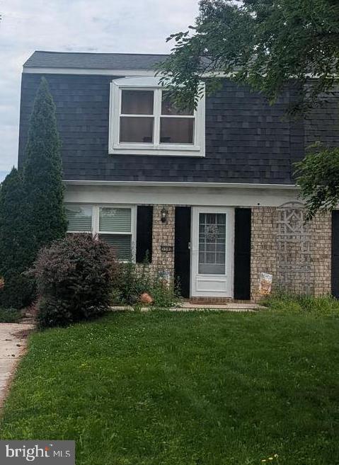 CENTER STREET - Residential