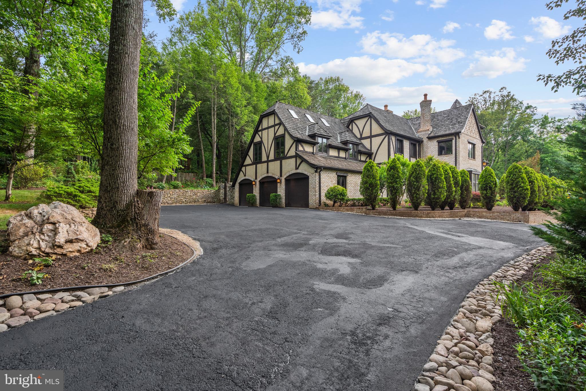 CEDAR RUN - Residential