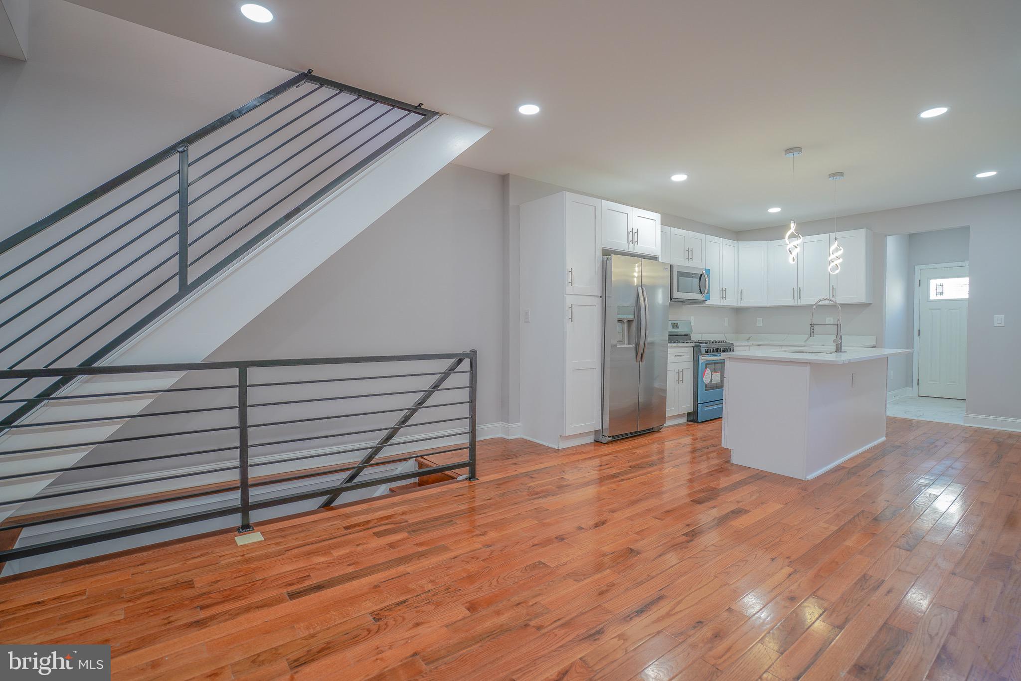 POINT BREEZE - Residential