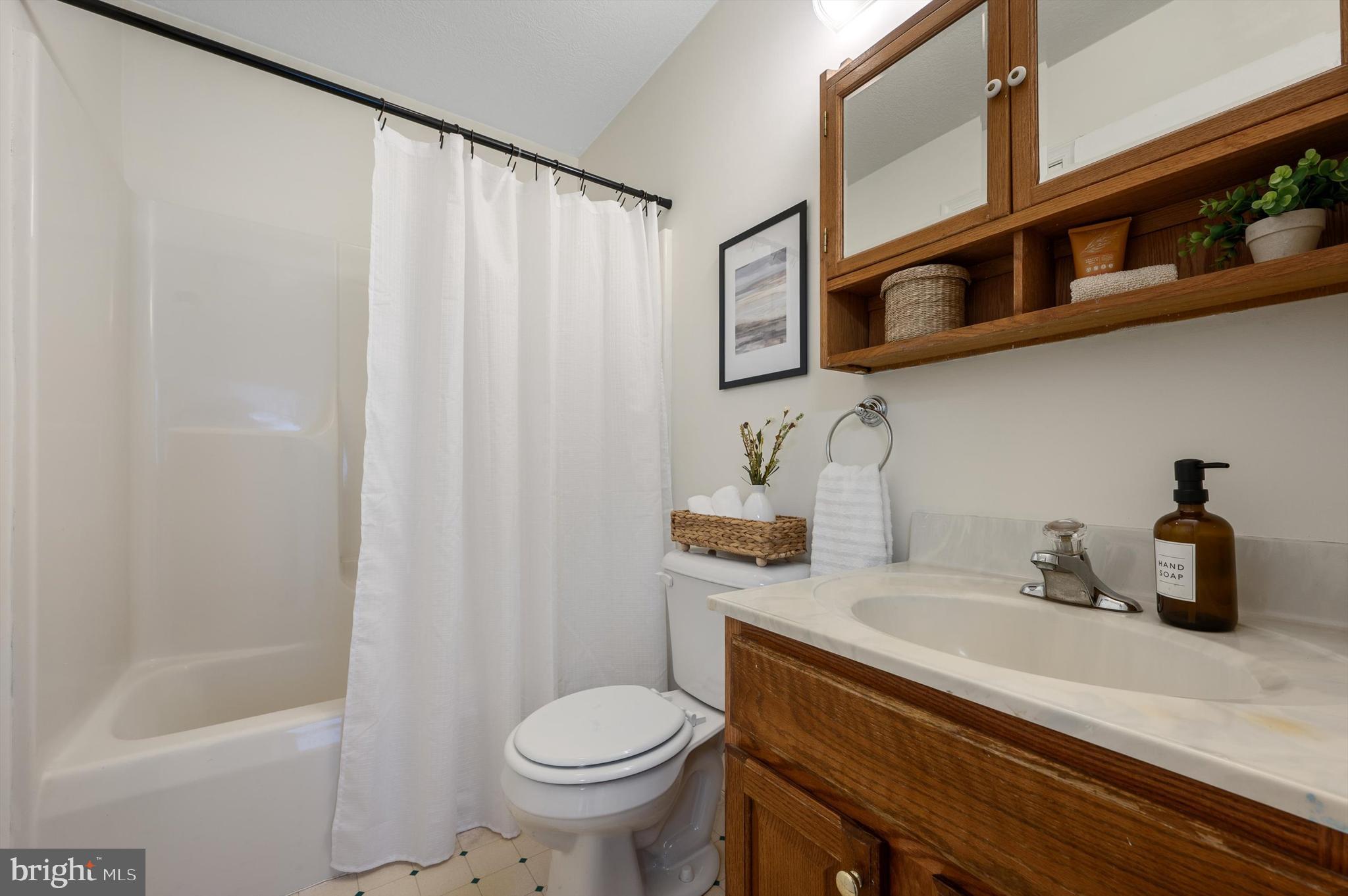 PATRICK HENRY ESTATES - Residential