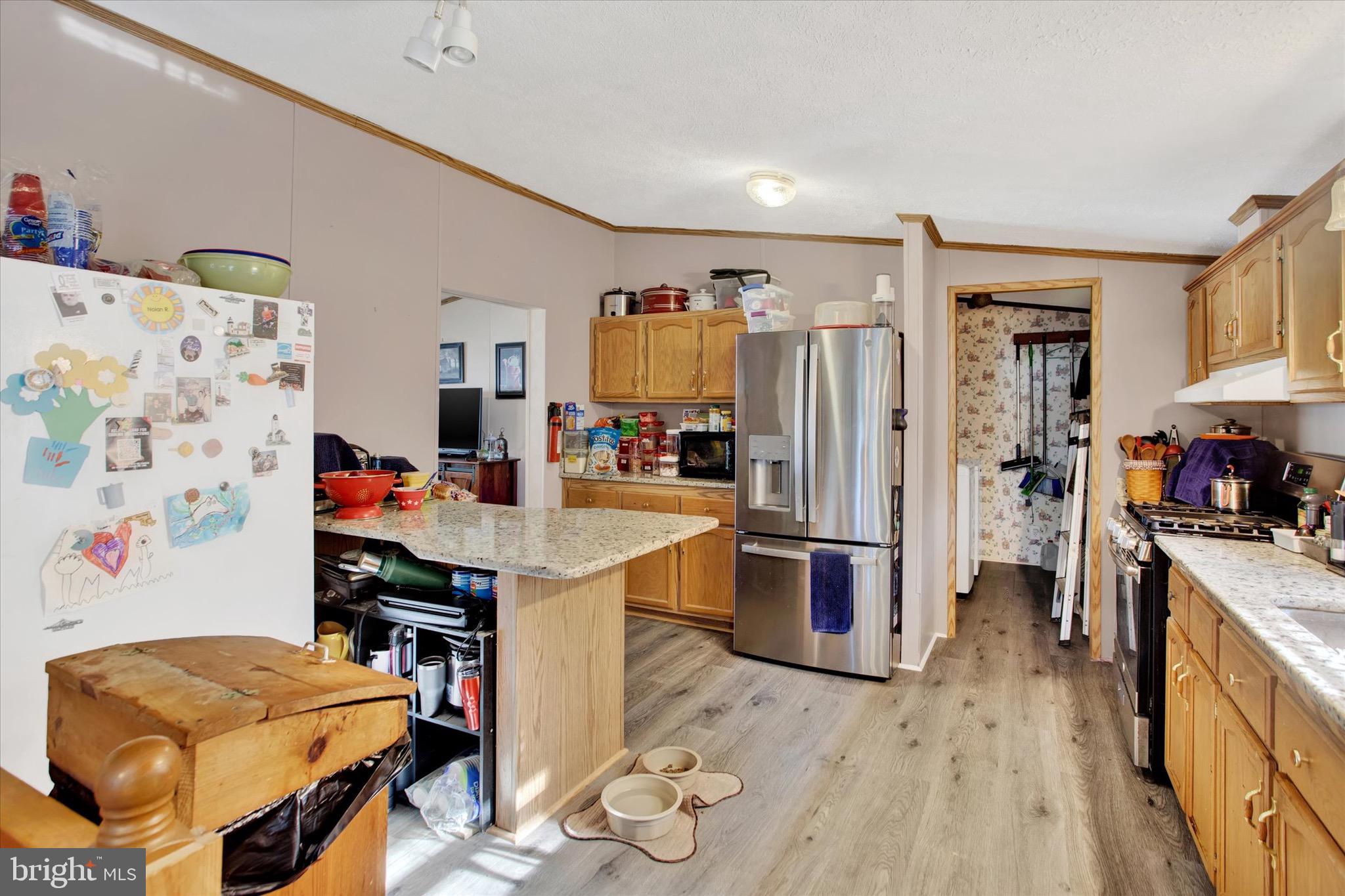 BOONE'S MOBILE ESTATES - Residential