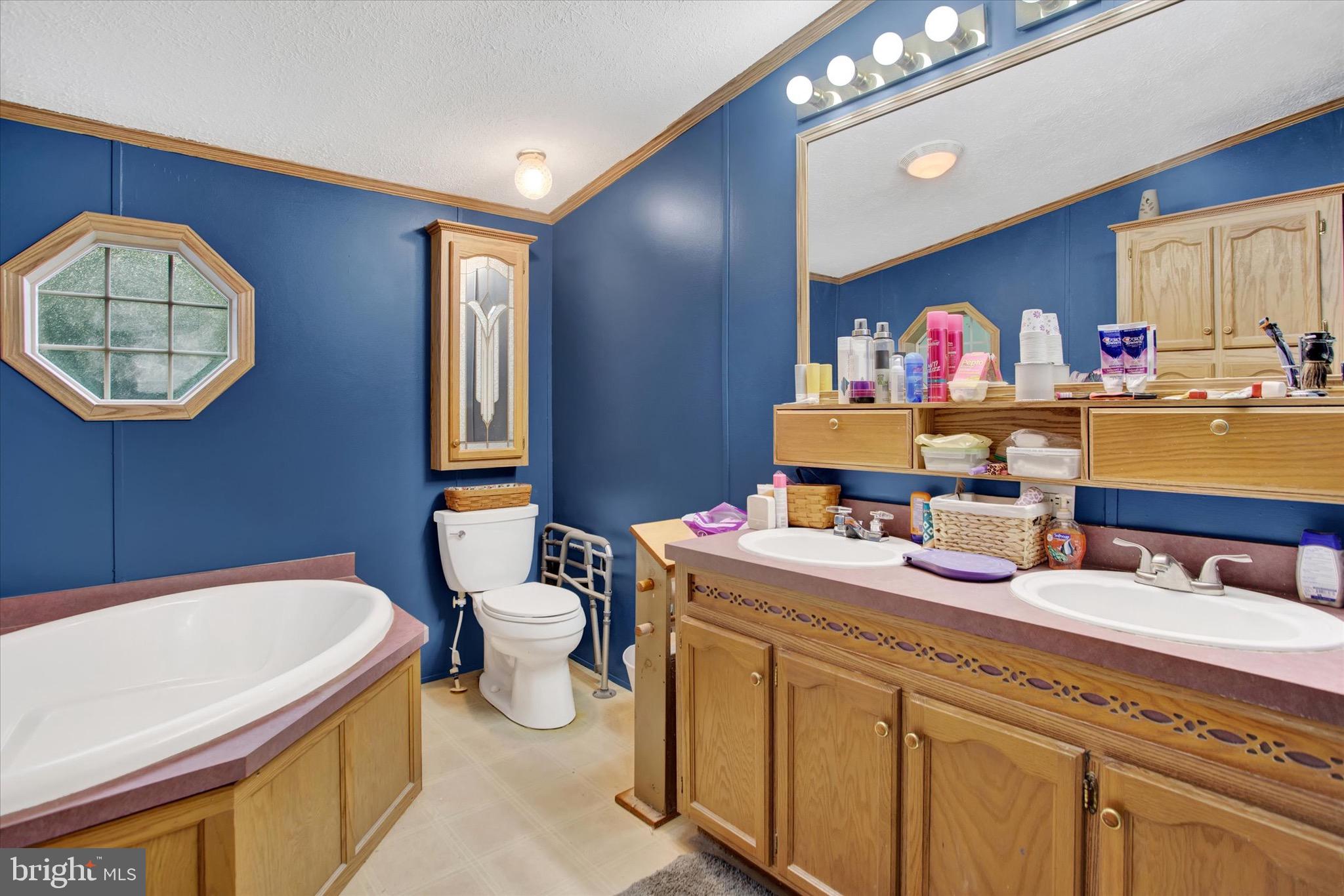BOONE'S MOBILE ESTATES - Residential