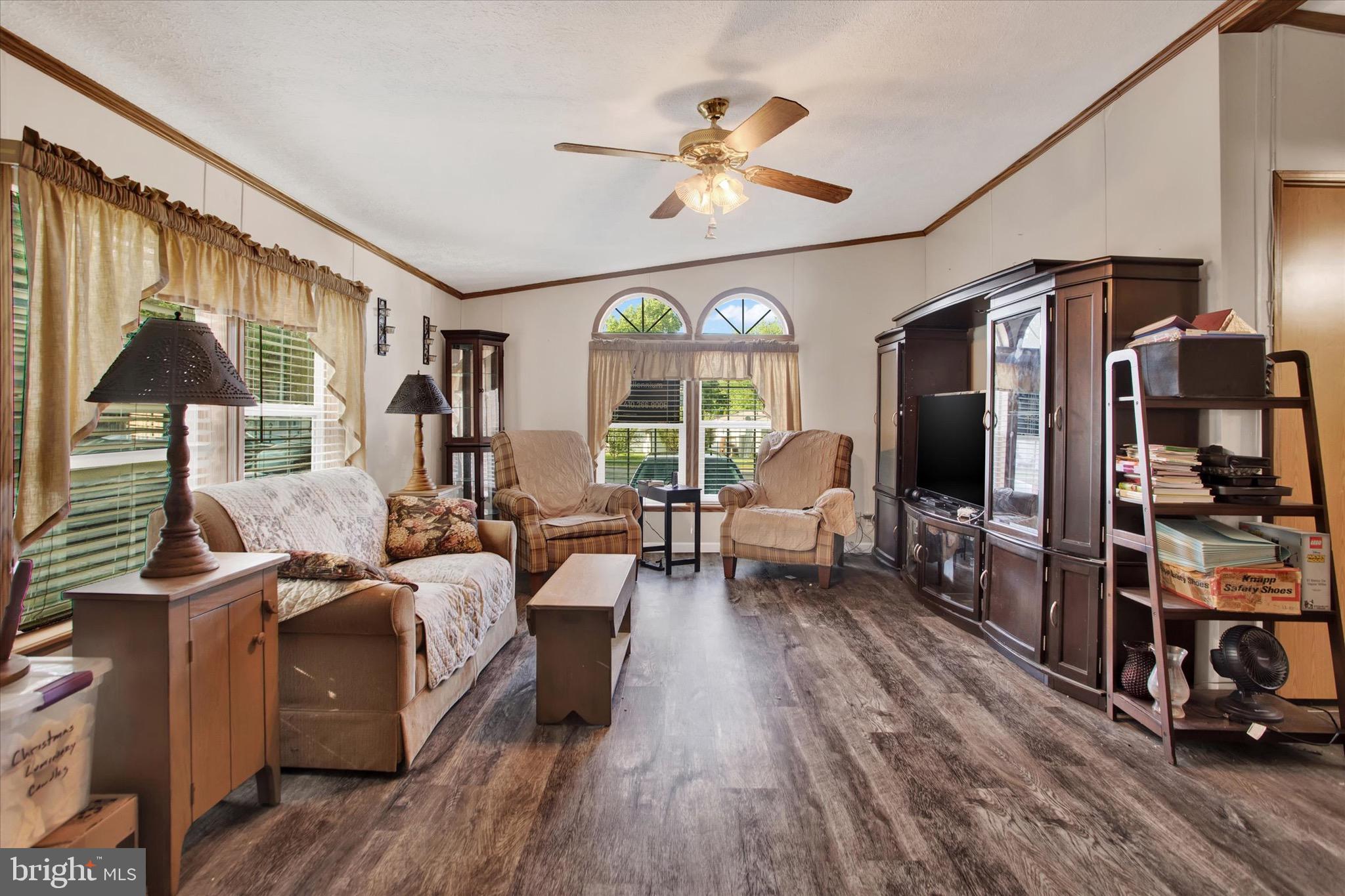 BOONE'S MOBILE ESTATES - Residential