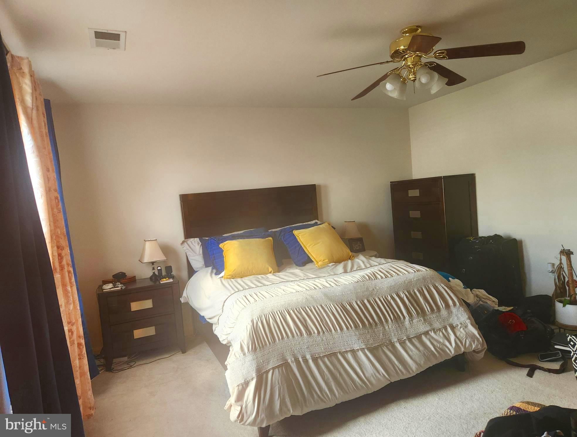 WELLINGTON TRACE - Residential