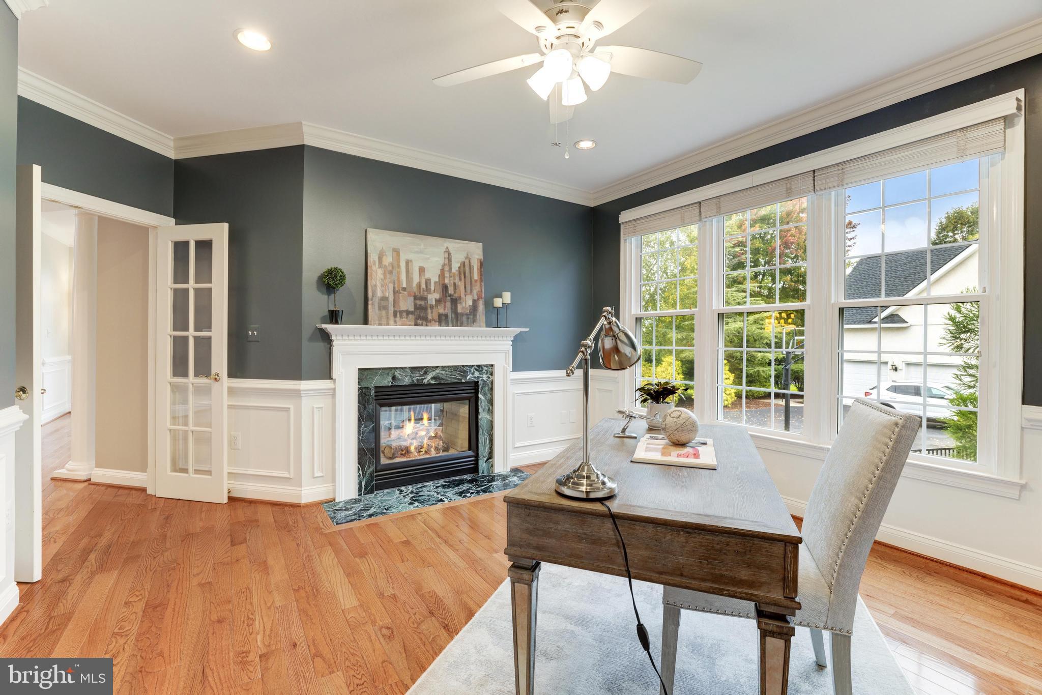 RIVER CREEK - Residential
