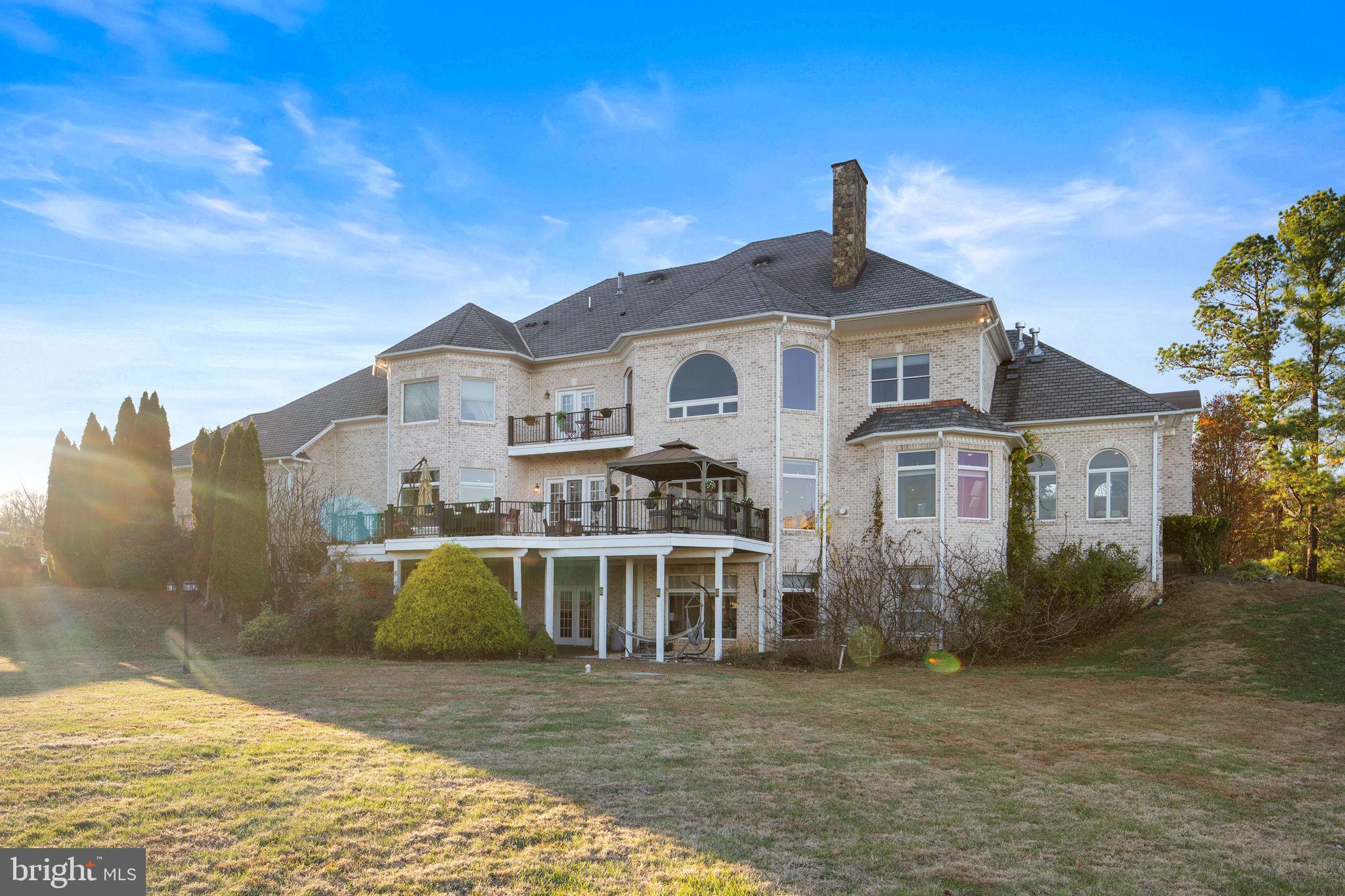 DEERFIELD FARM - Residential