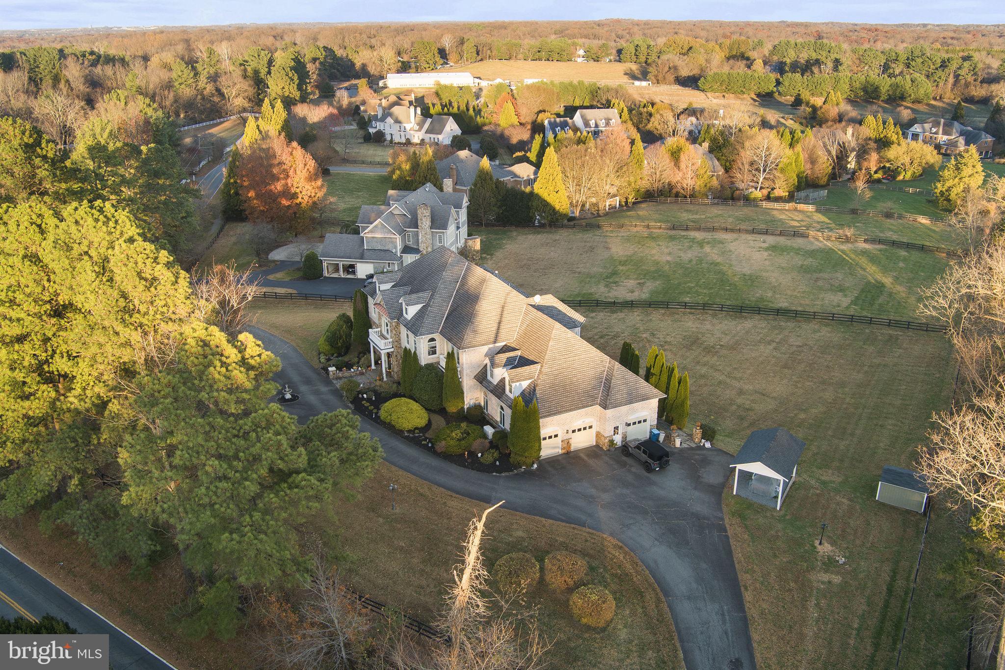 DEERFIELD FARM - Residential