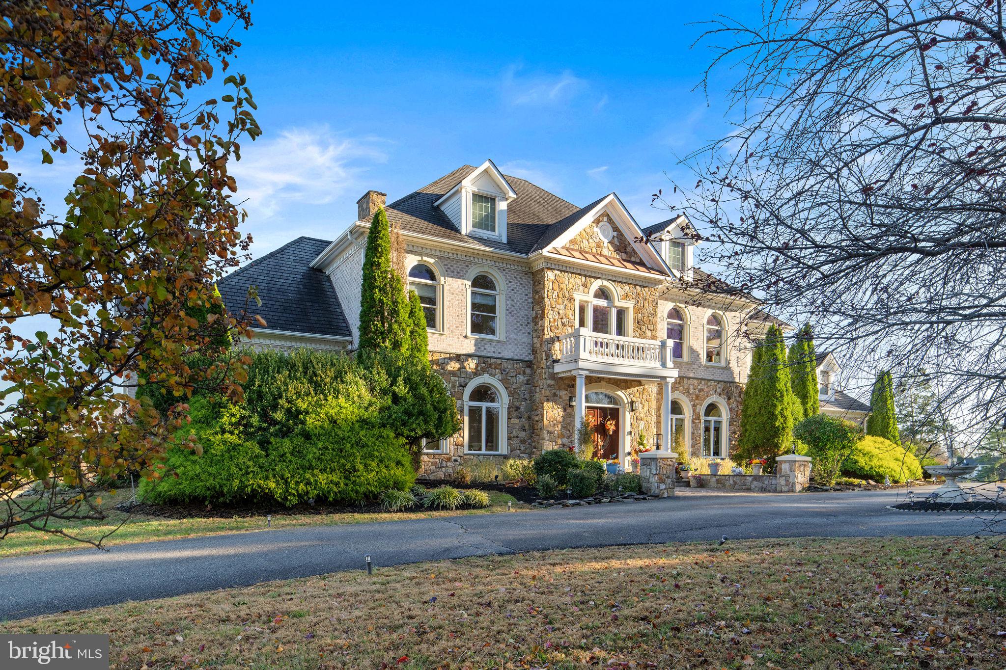 DEERFIELD FARM - Residential