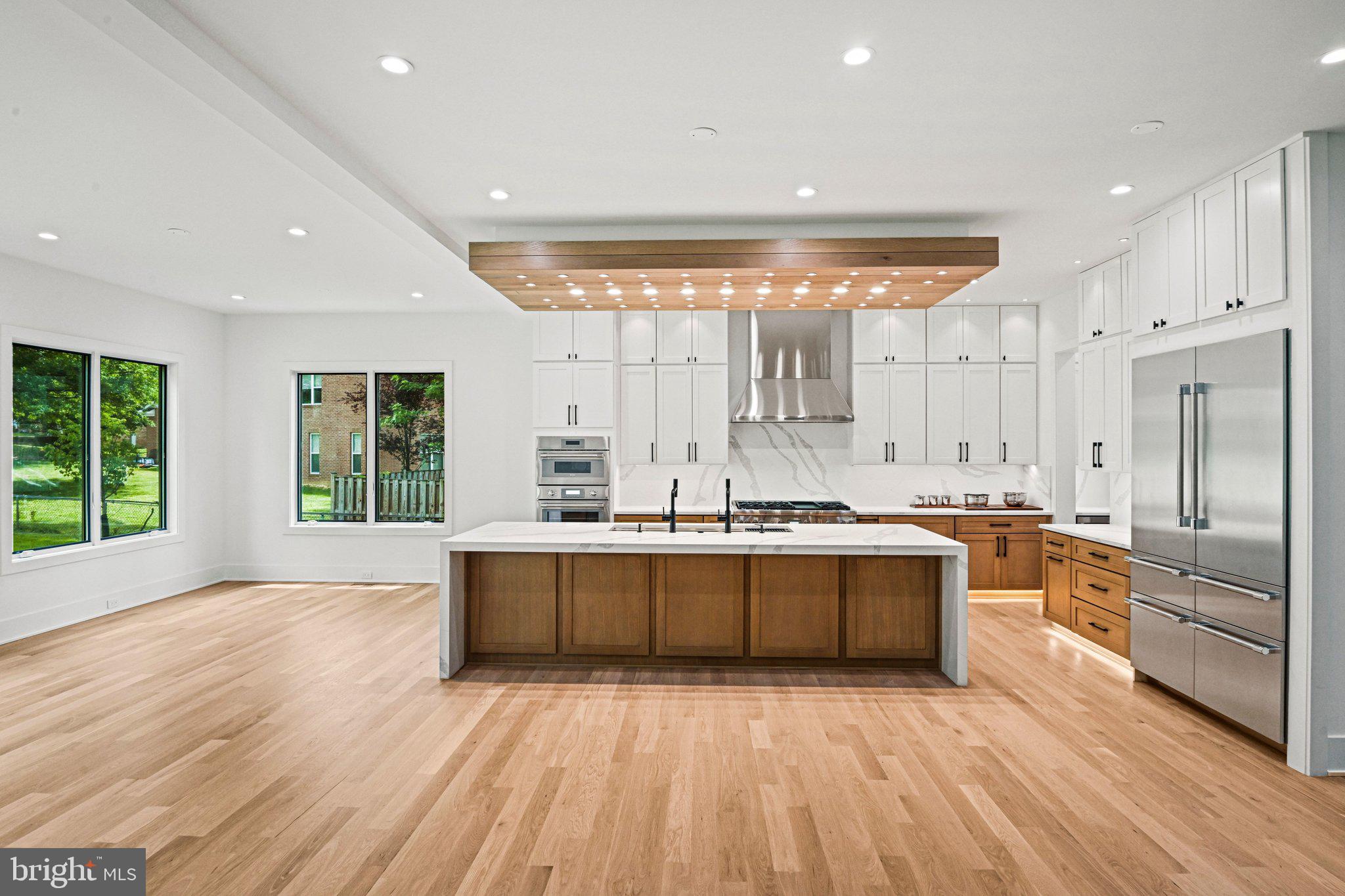 WESTBRIAR COUNTRY CLUB ESTATES - Residential