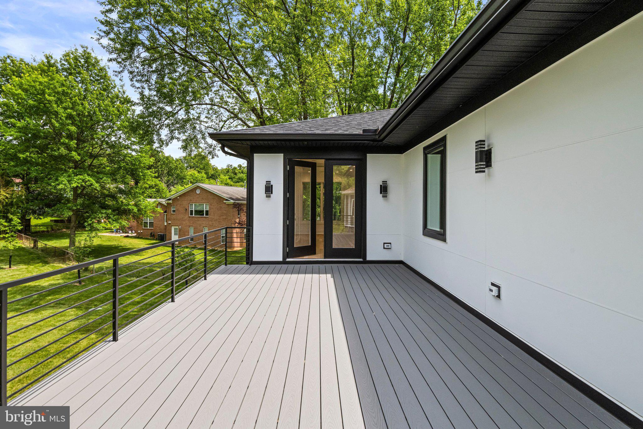 WESTBRIAR COUNTRY CLUB ESTATES - Residential