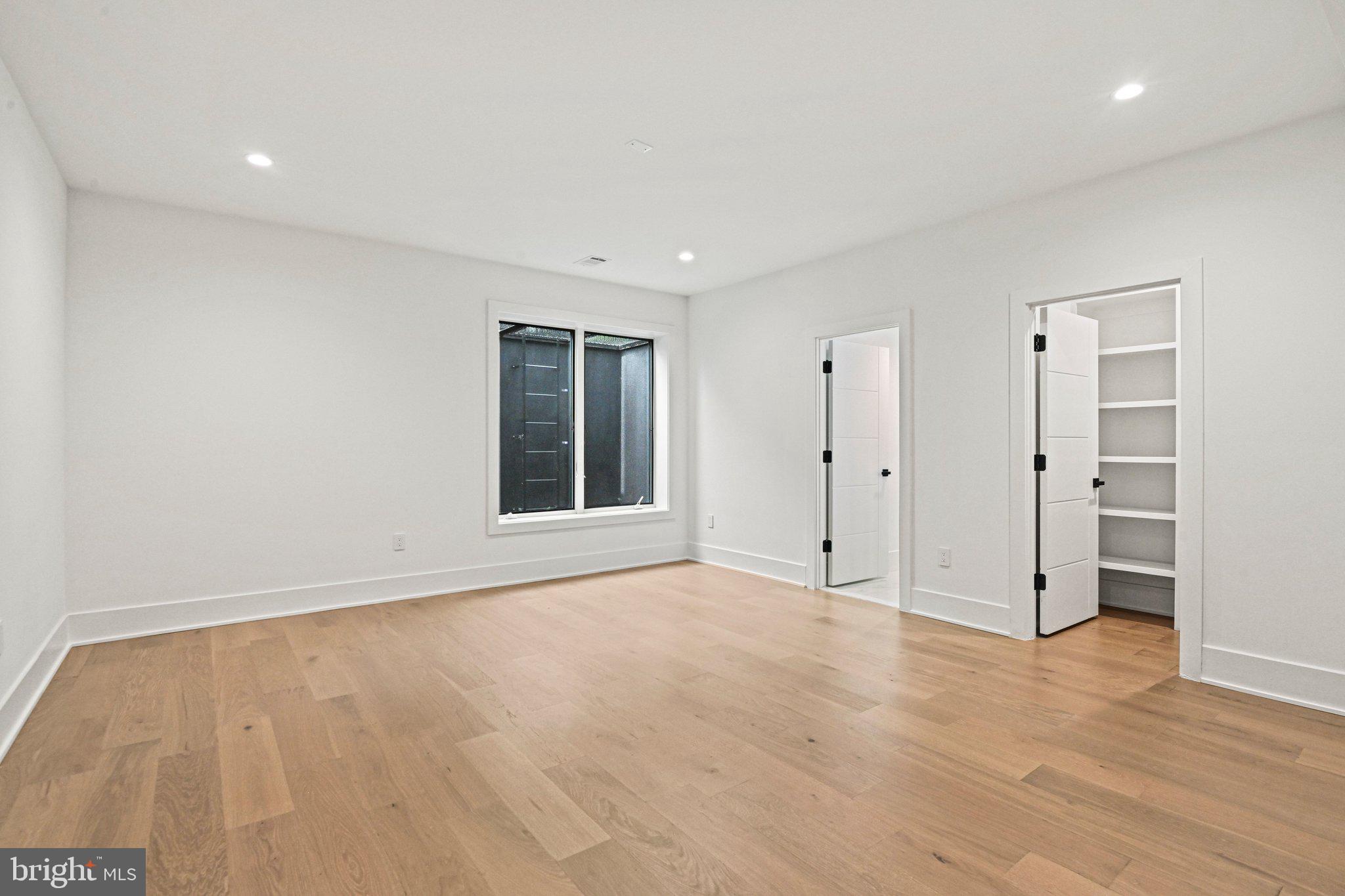 WESTBRIAR COUNTRY CLUB ESTATES - Residential