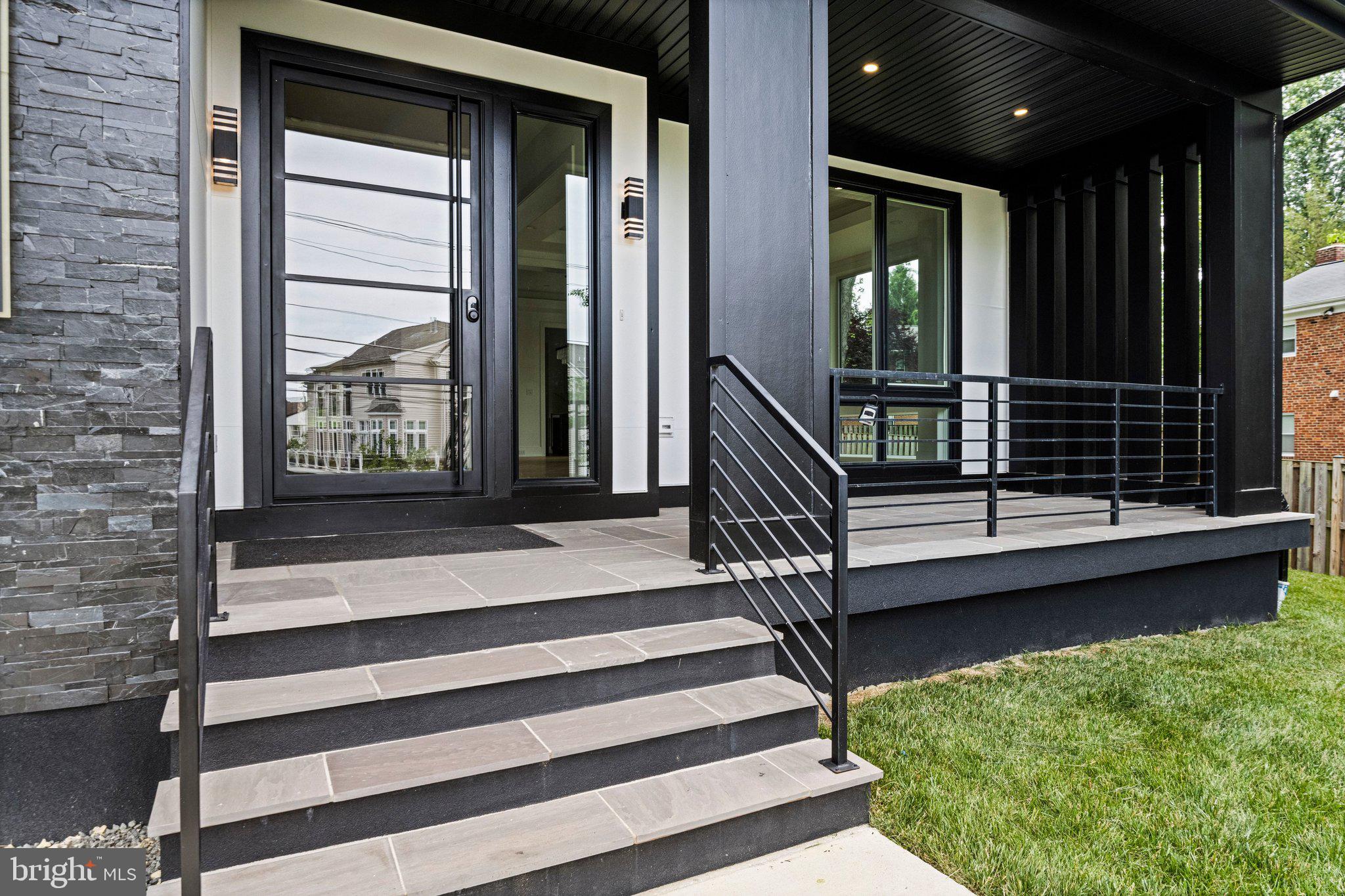 WESTBRIAR COUNTRY CLUB ESTATES - Residential