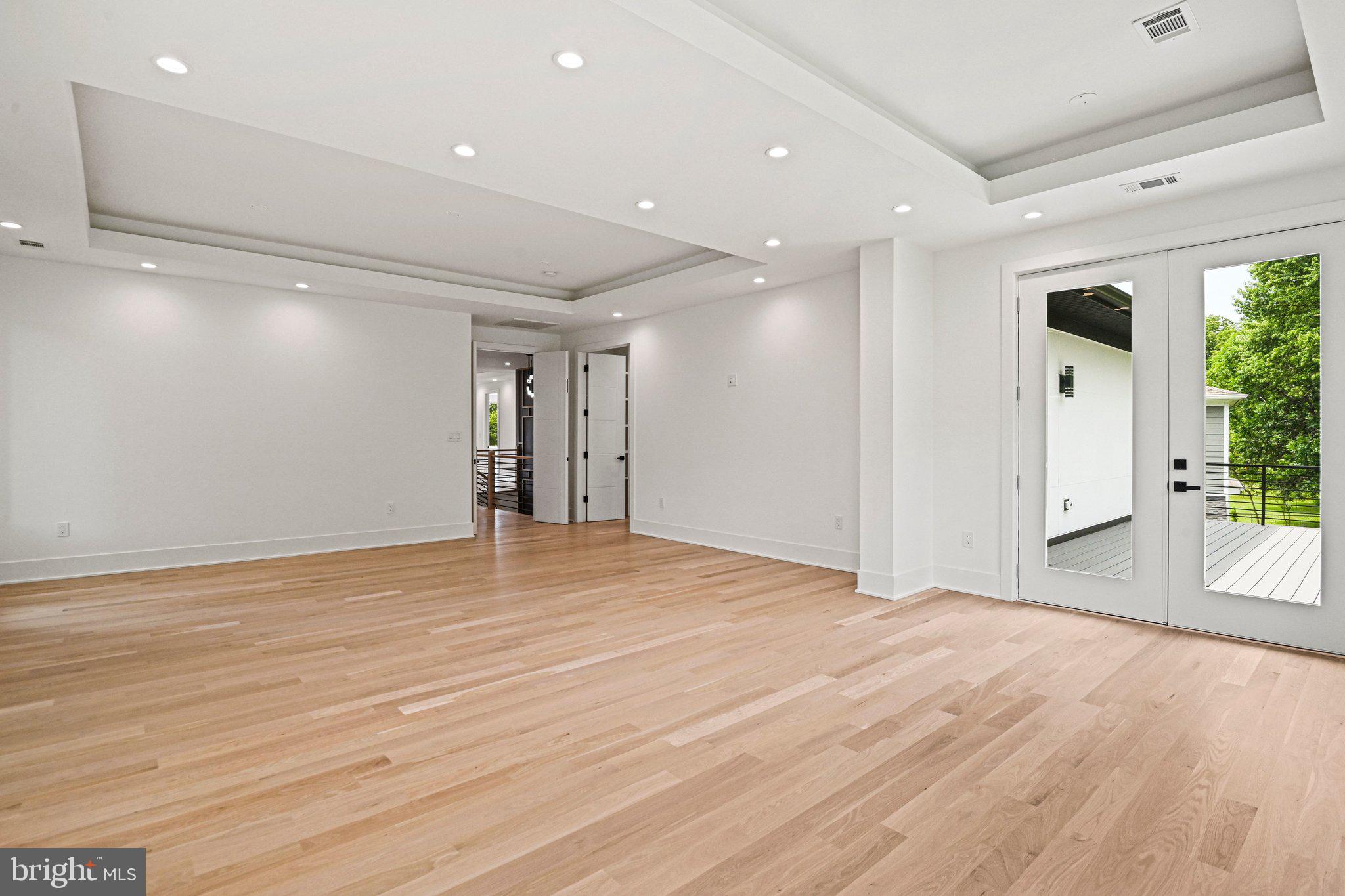 WESTBRIAR COUNTRY CLUB ESTATES - Residential