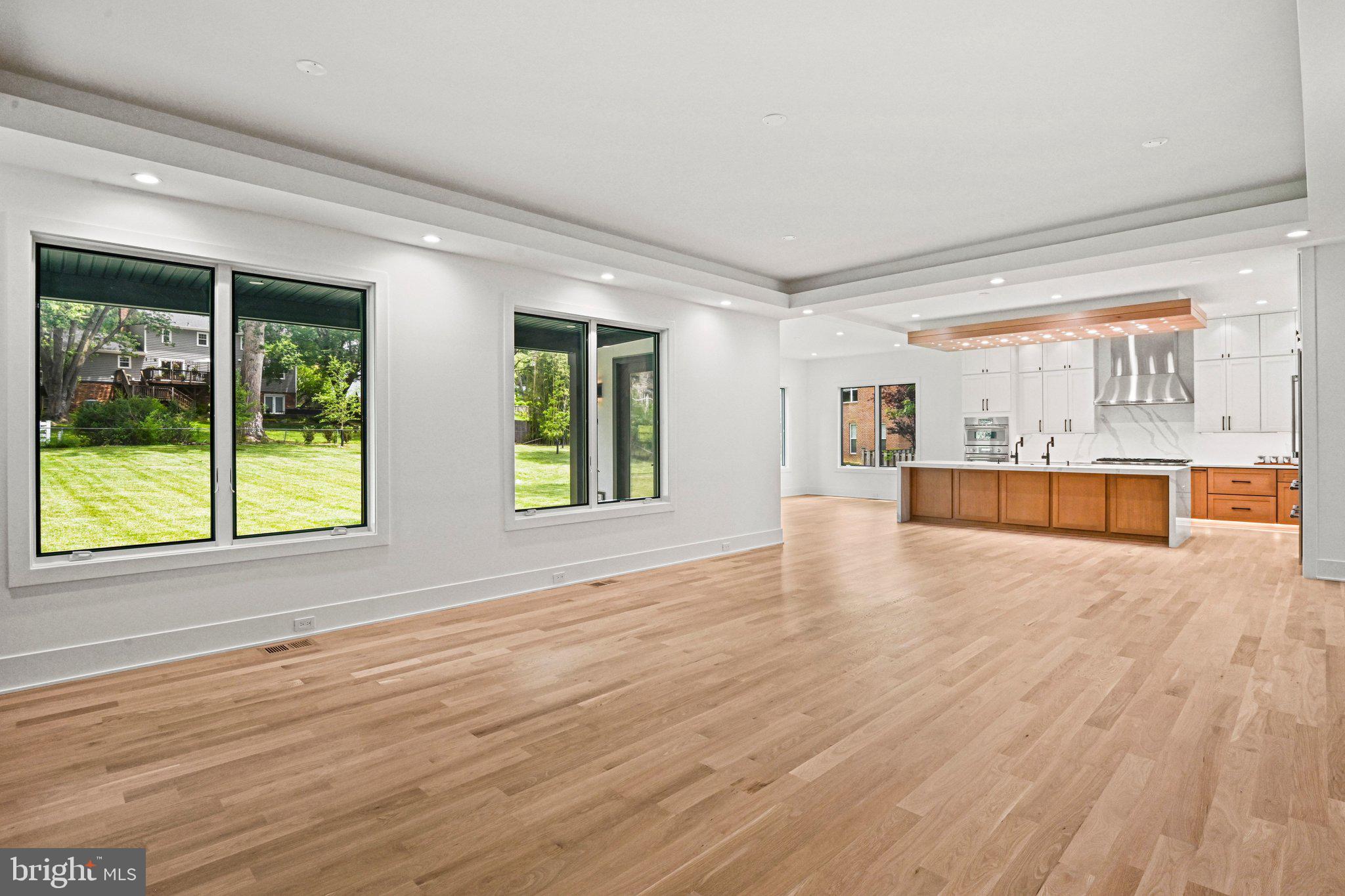 WESTBRIAR COUNTRY CLUB ESTATES - Residential