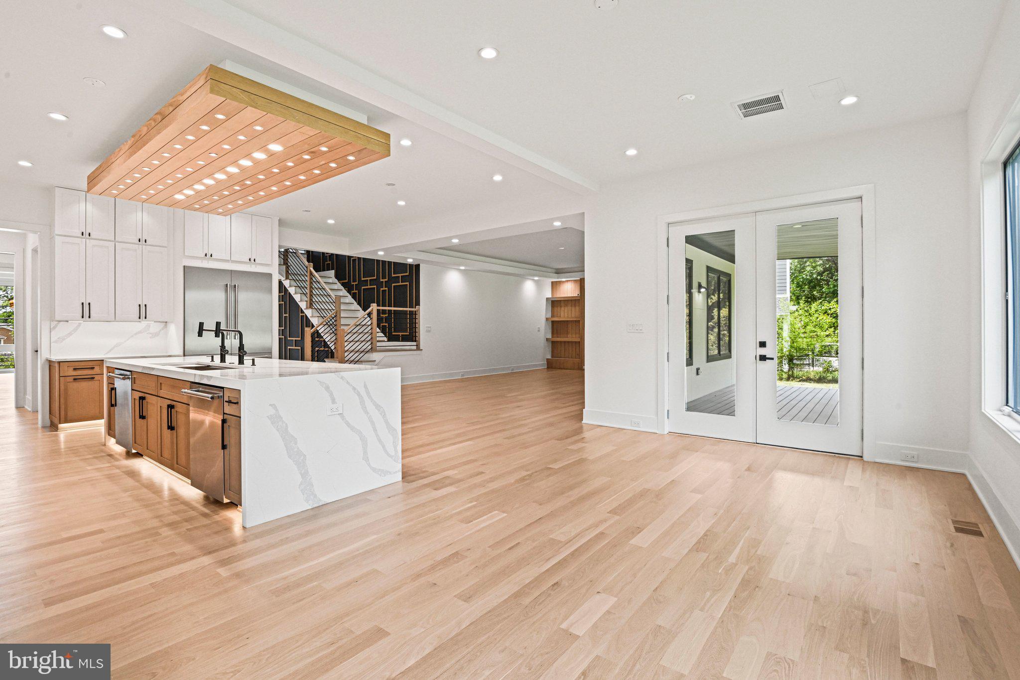 WESTBRIAR COUNTRY CLUB ESTATES - Residential