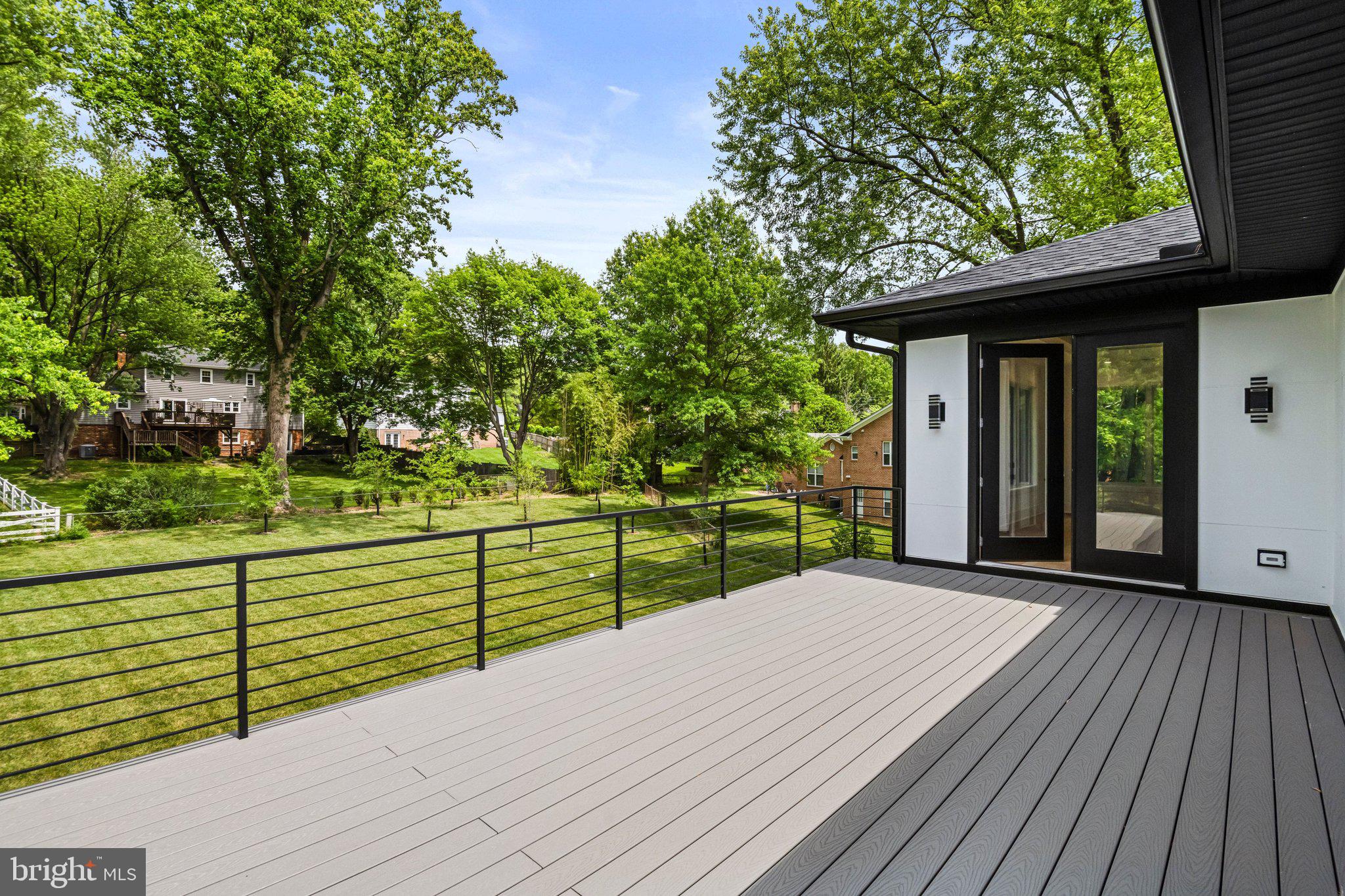 WESTBRIAR COUNTRY CLUB ESTATES - Residential