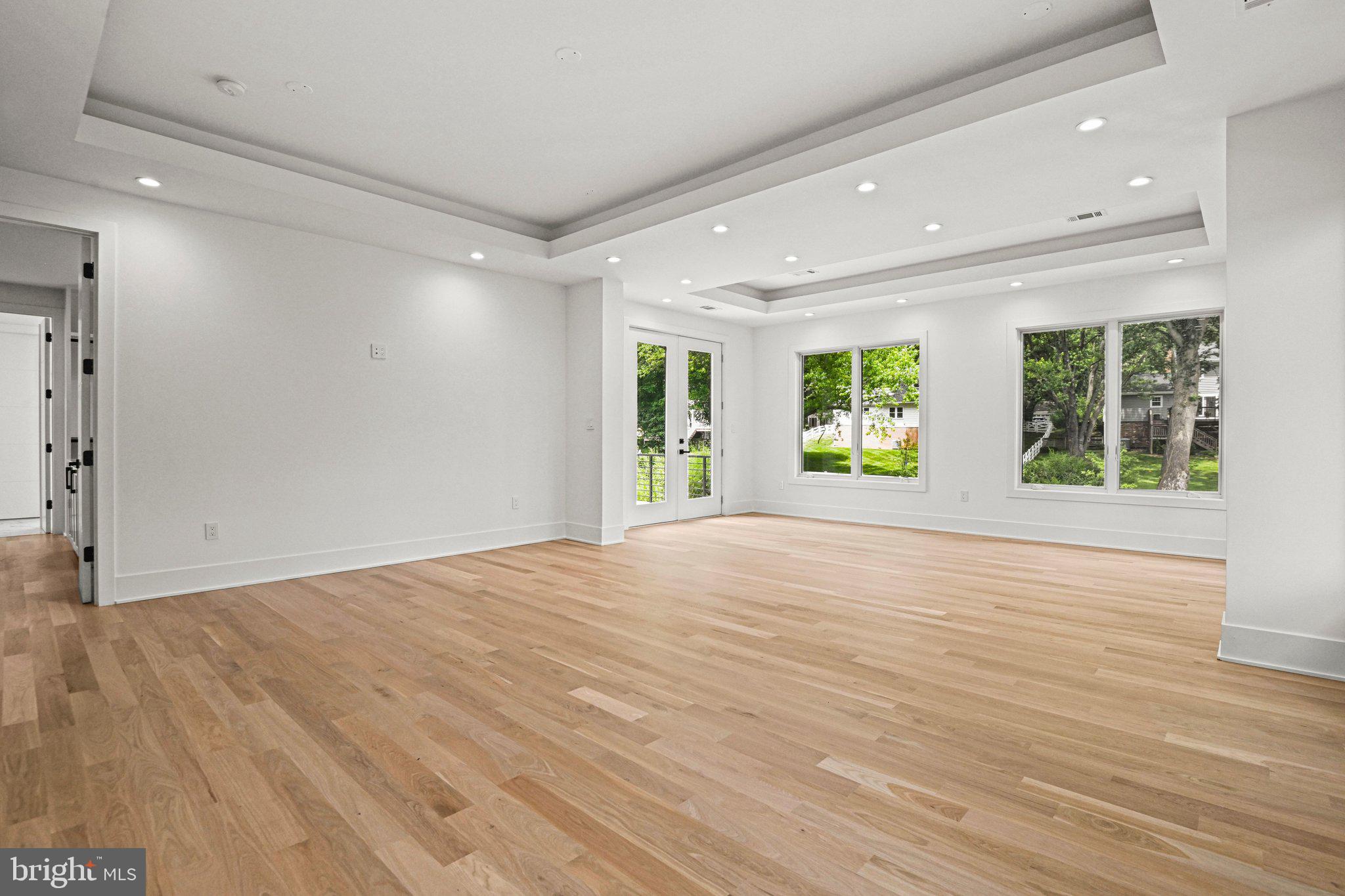 WESTBRIAR COUNTRY CLUB ESTATES - Residential