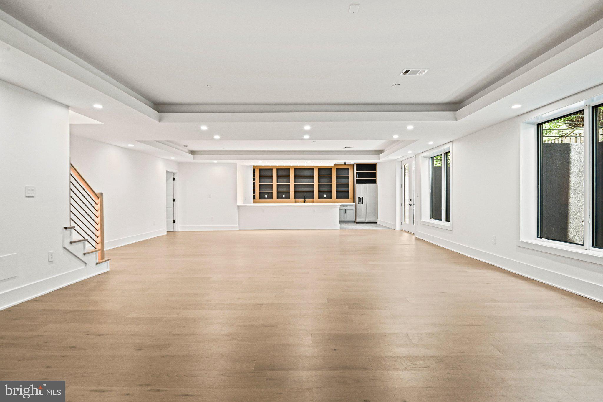 WESTBRIAR COUNTRY CLUB ESTATES - Residential