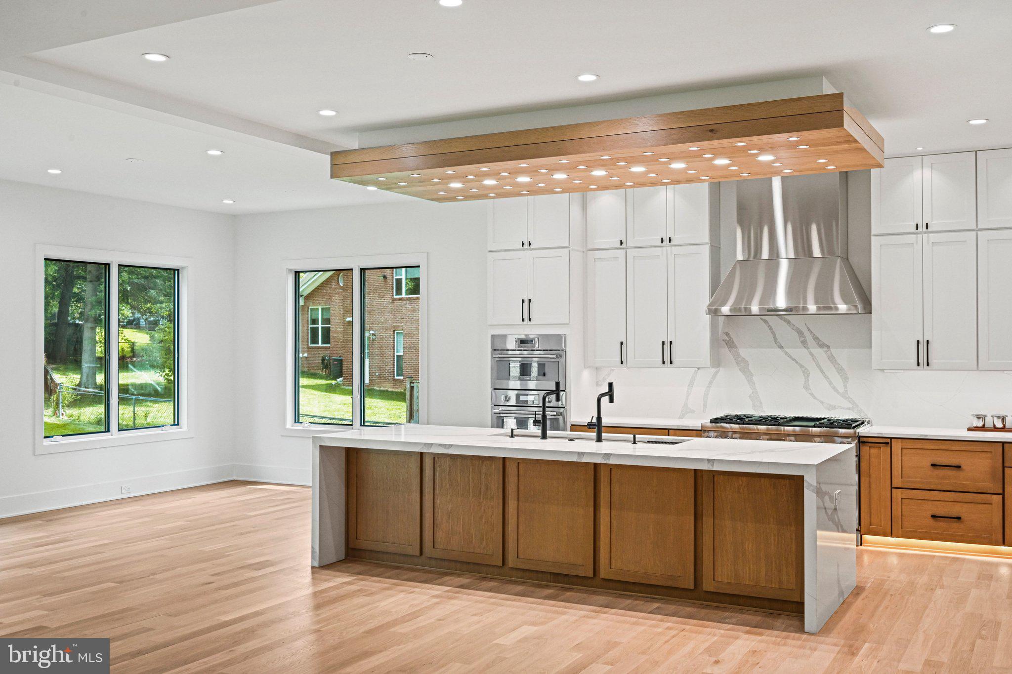 WESTBRIAR COUNTRY CLUB ESTATES - Residential
