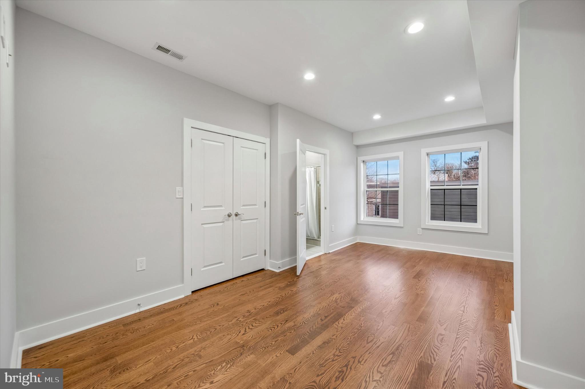 GERMANTOWN - Residential