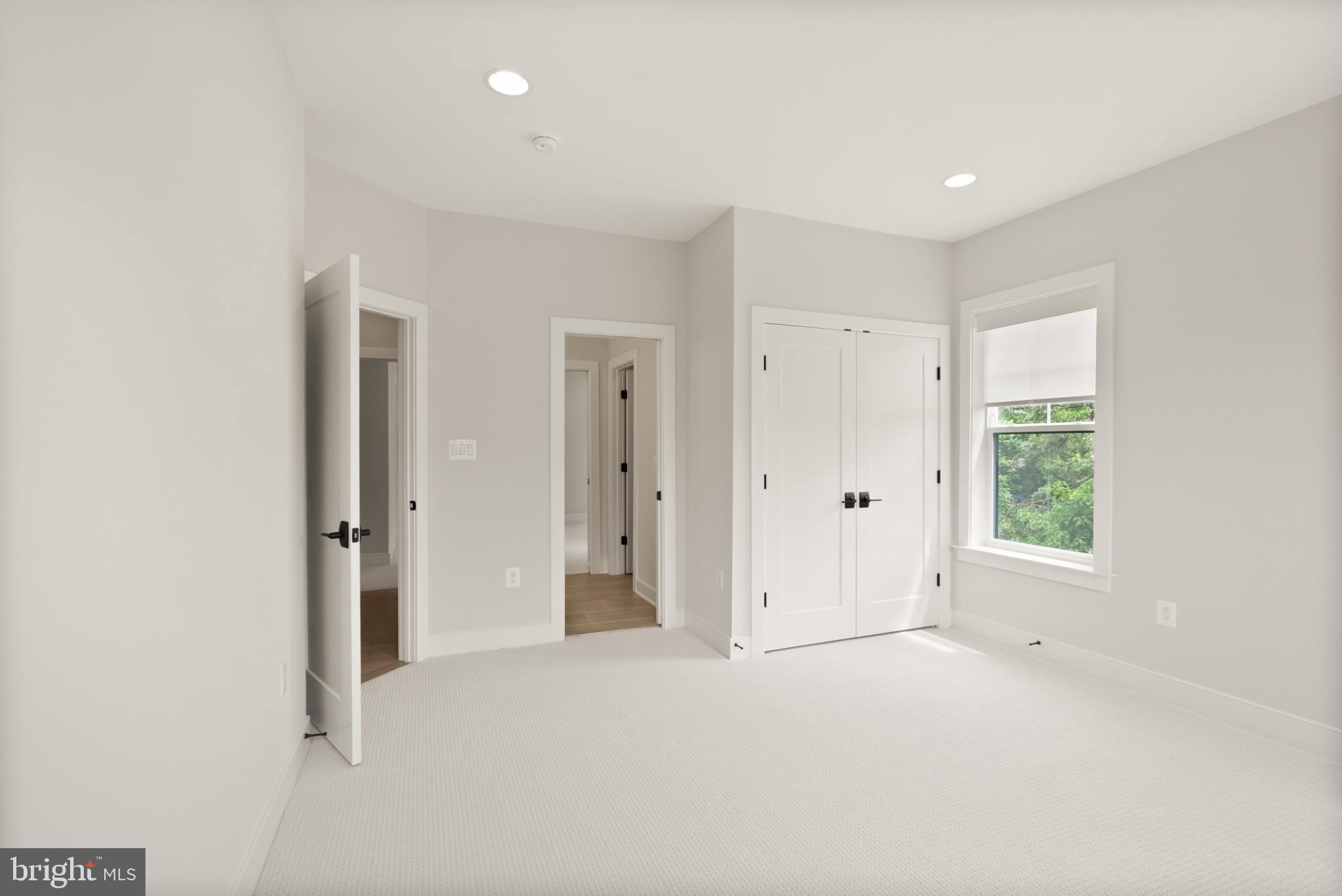 PT BETHESDA OUT RES 1 - Residential
