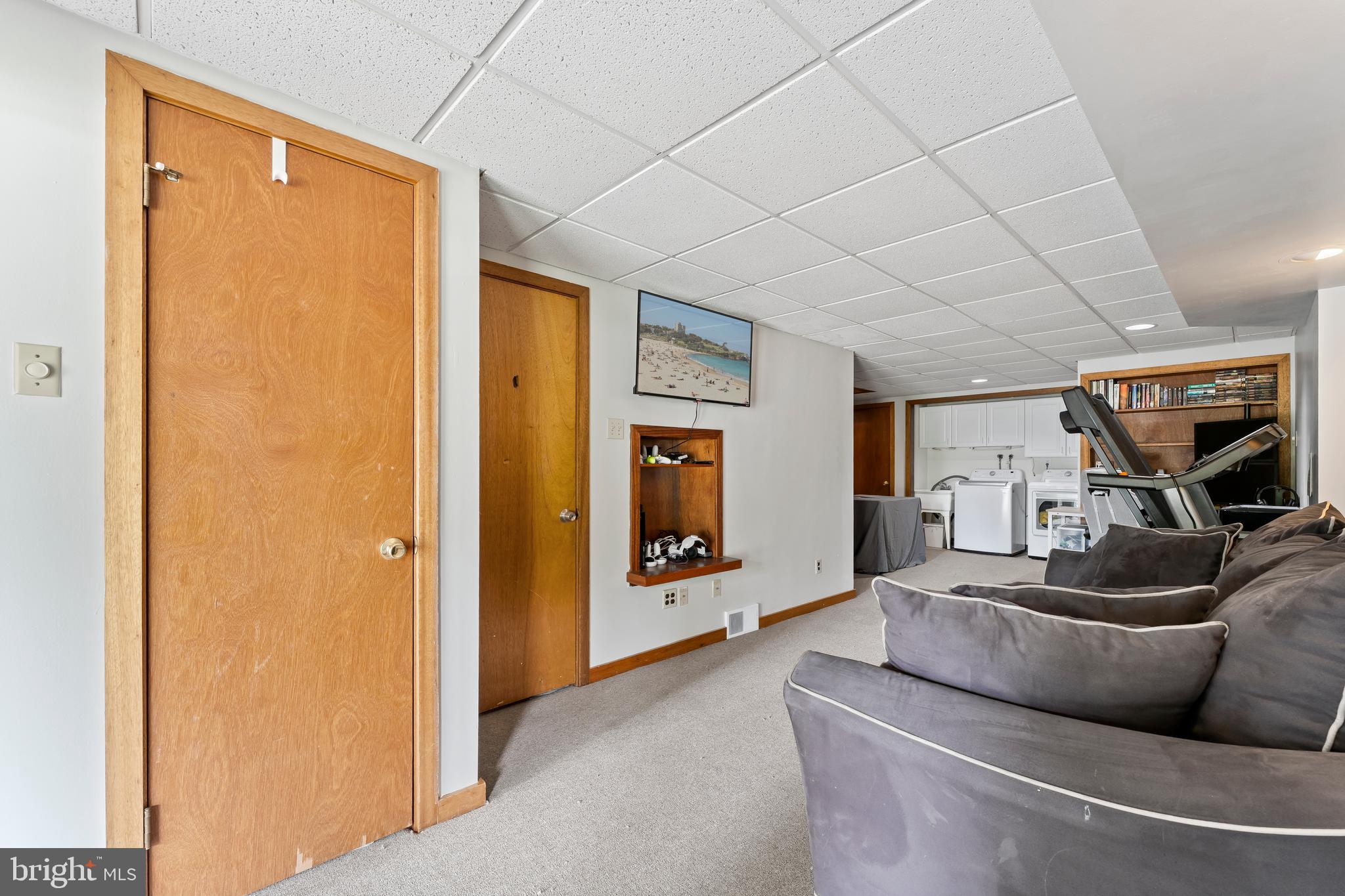 DREXEL HILL - Residential