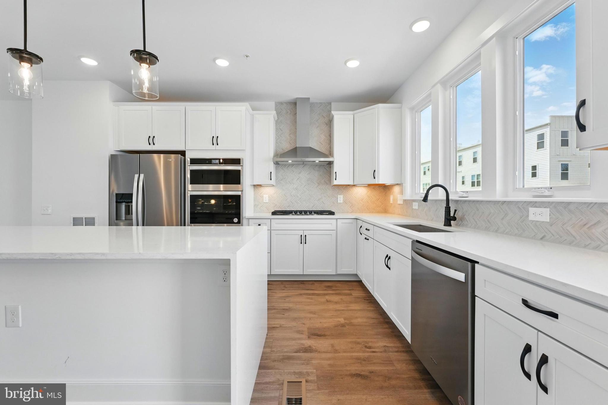 BELMONT OVERLOOK - Residential Lease