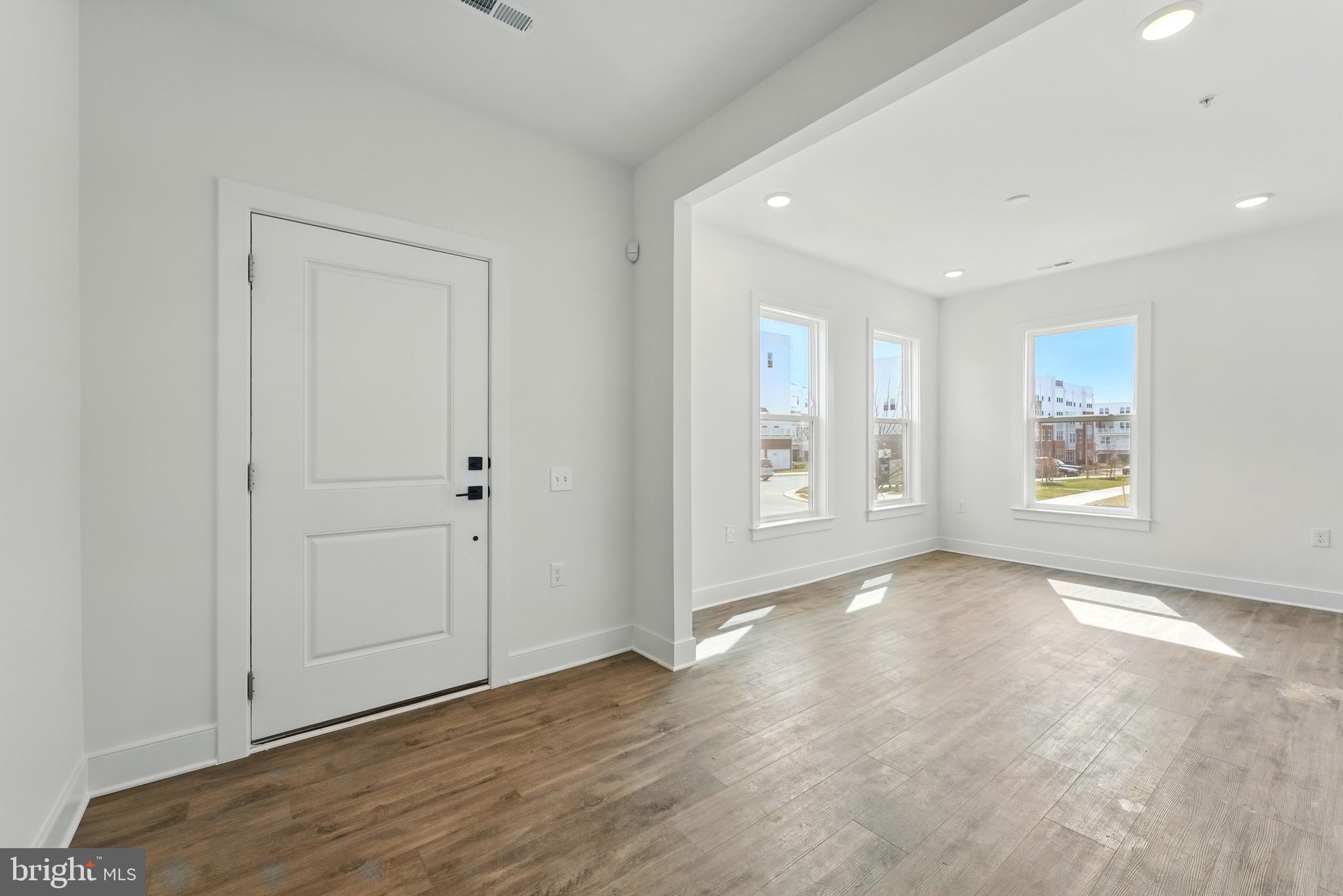 BELMONT OVERLOOK - Residential Lease