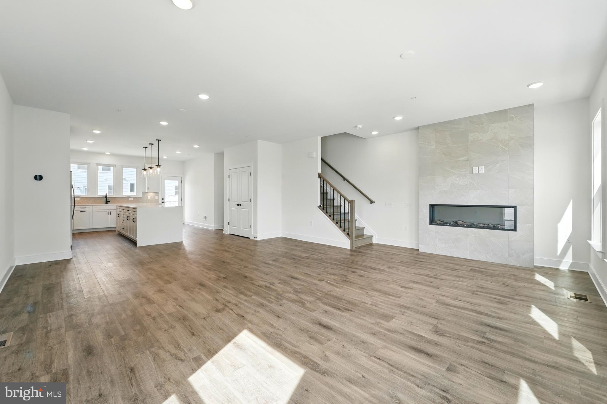 BELMONT OVERLOOK - Residential Lease