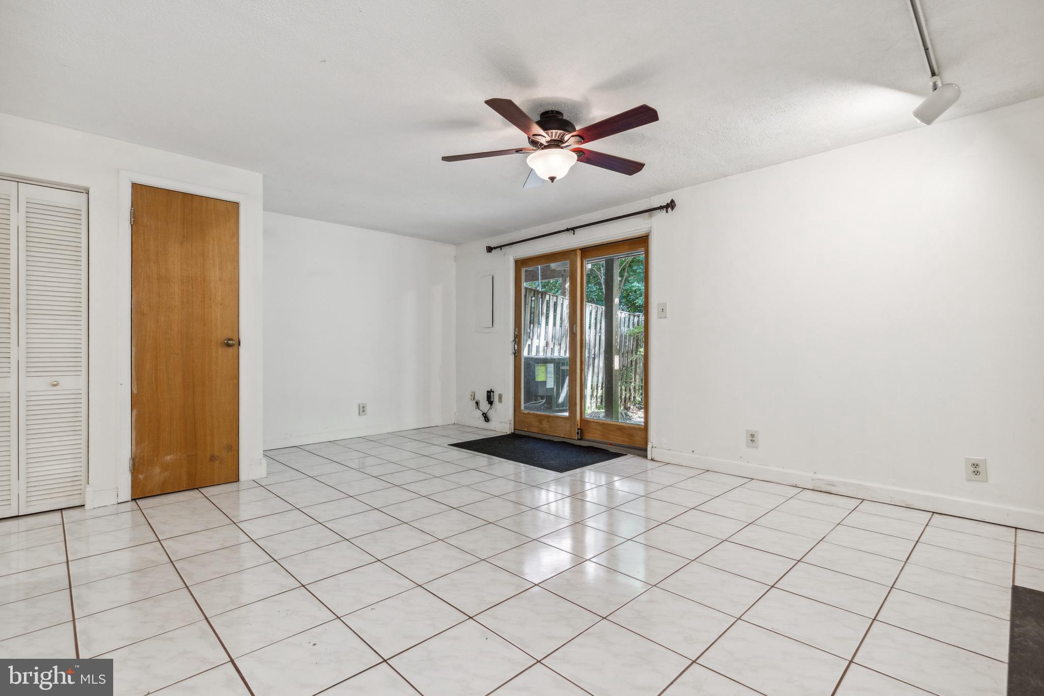 MONTCLAIR - Residential Lease